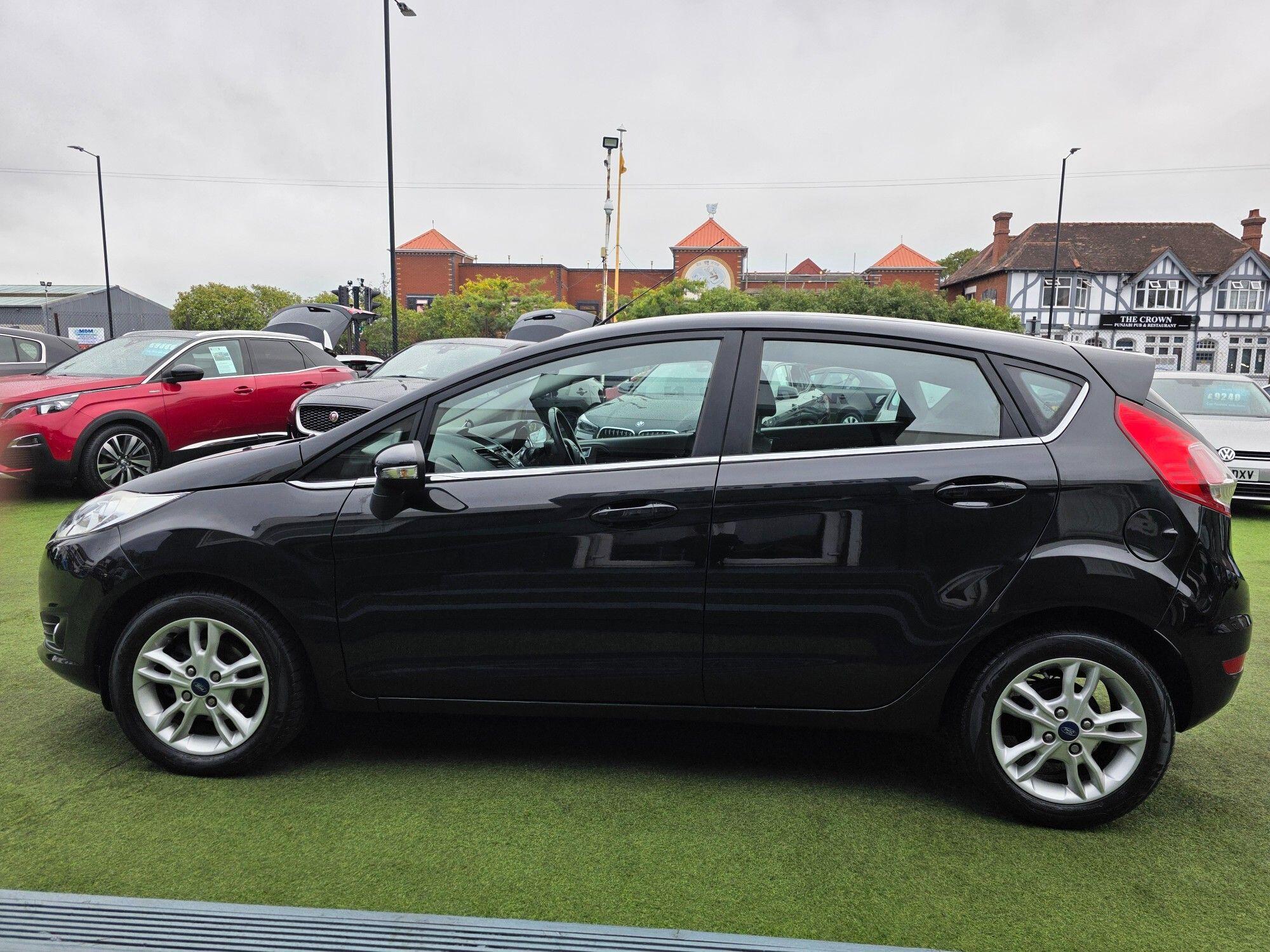 Ford Fiesta view 10