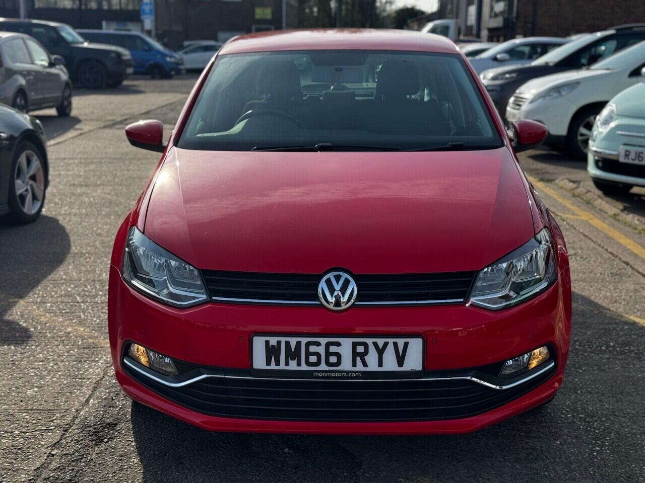 Volkswagen Polo view 12