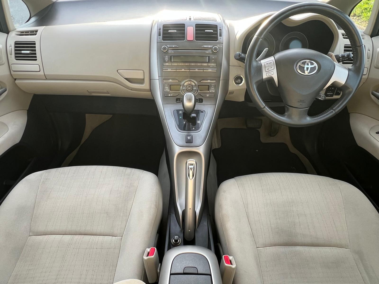 Toyota Auris view 21