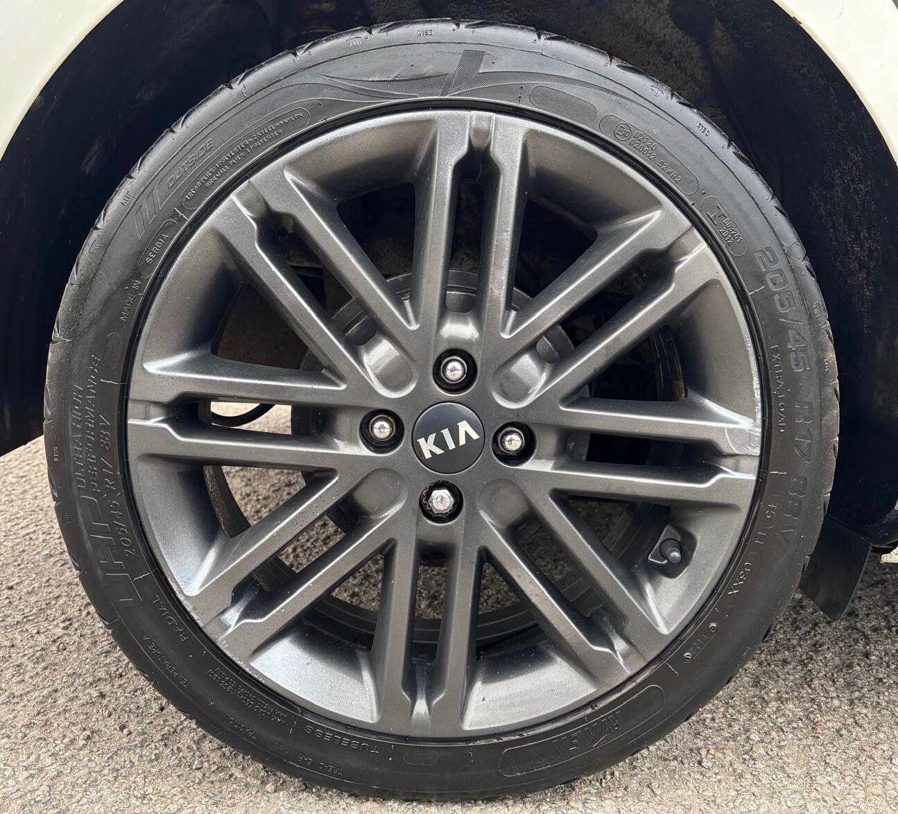Kia Rio view 42