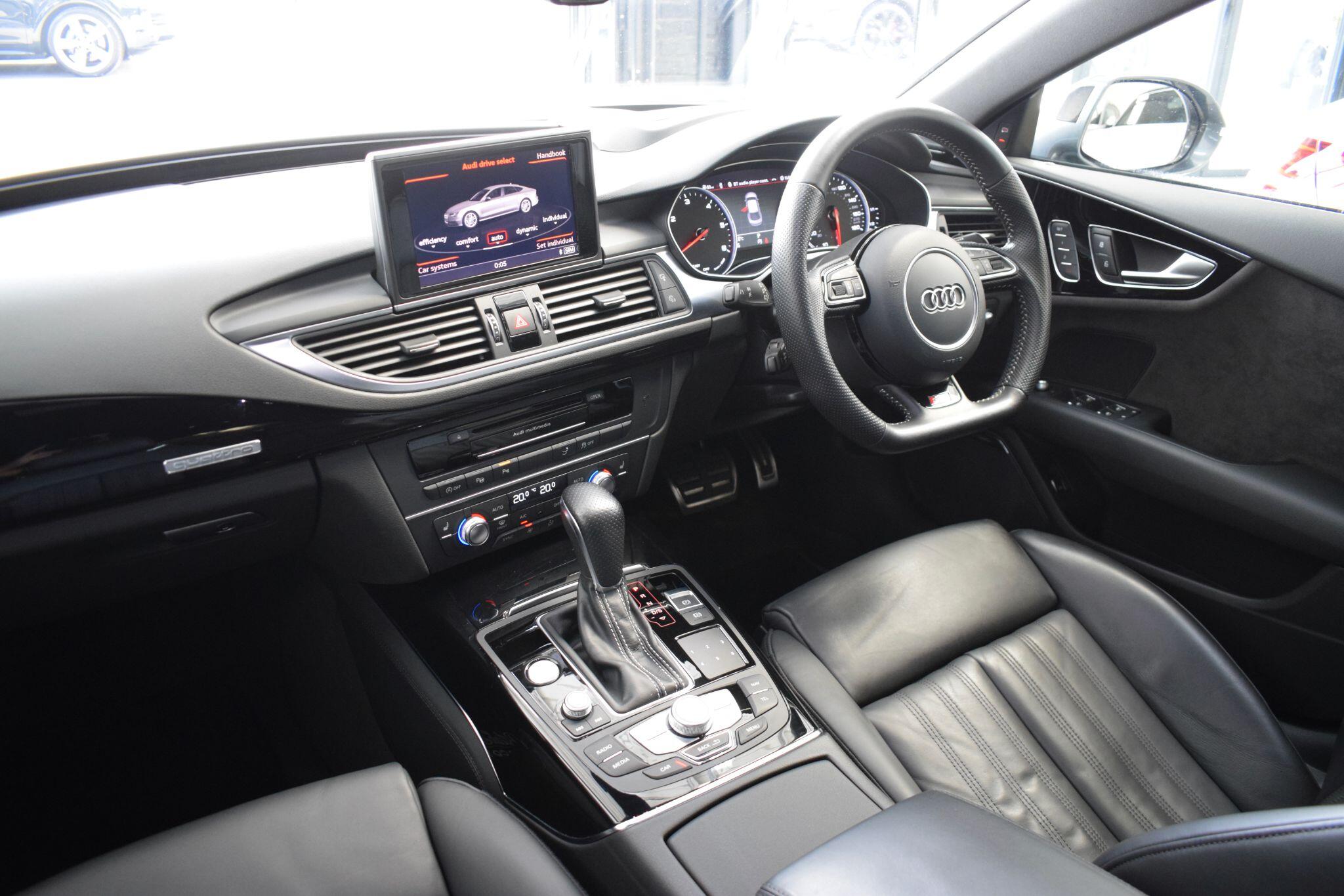 Audi A7 view 8
