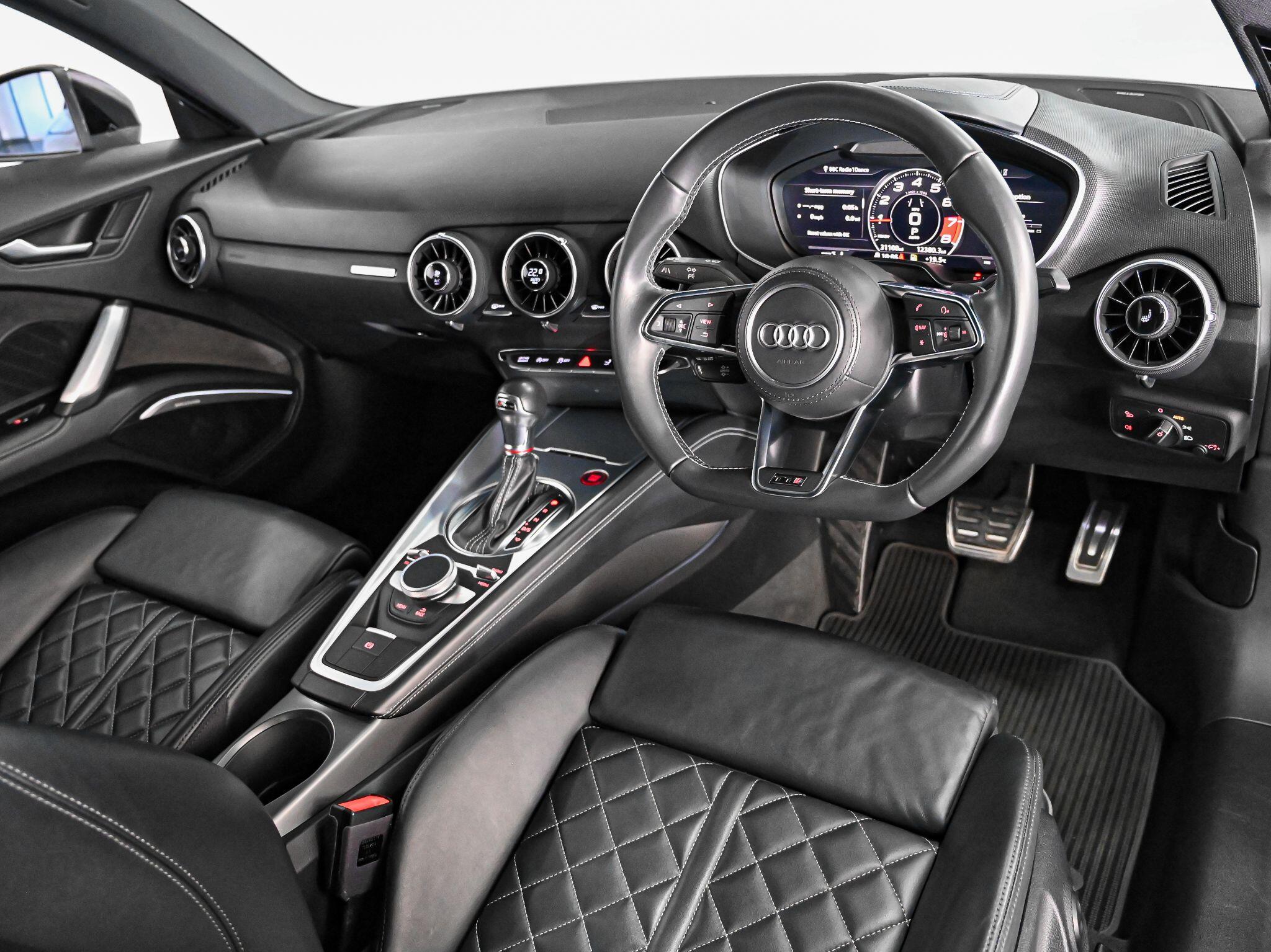 Audi TTS view 7