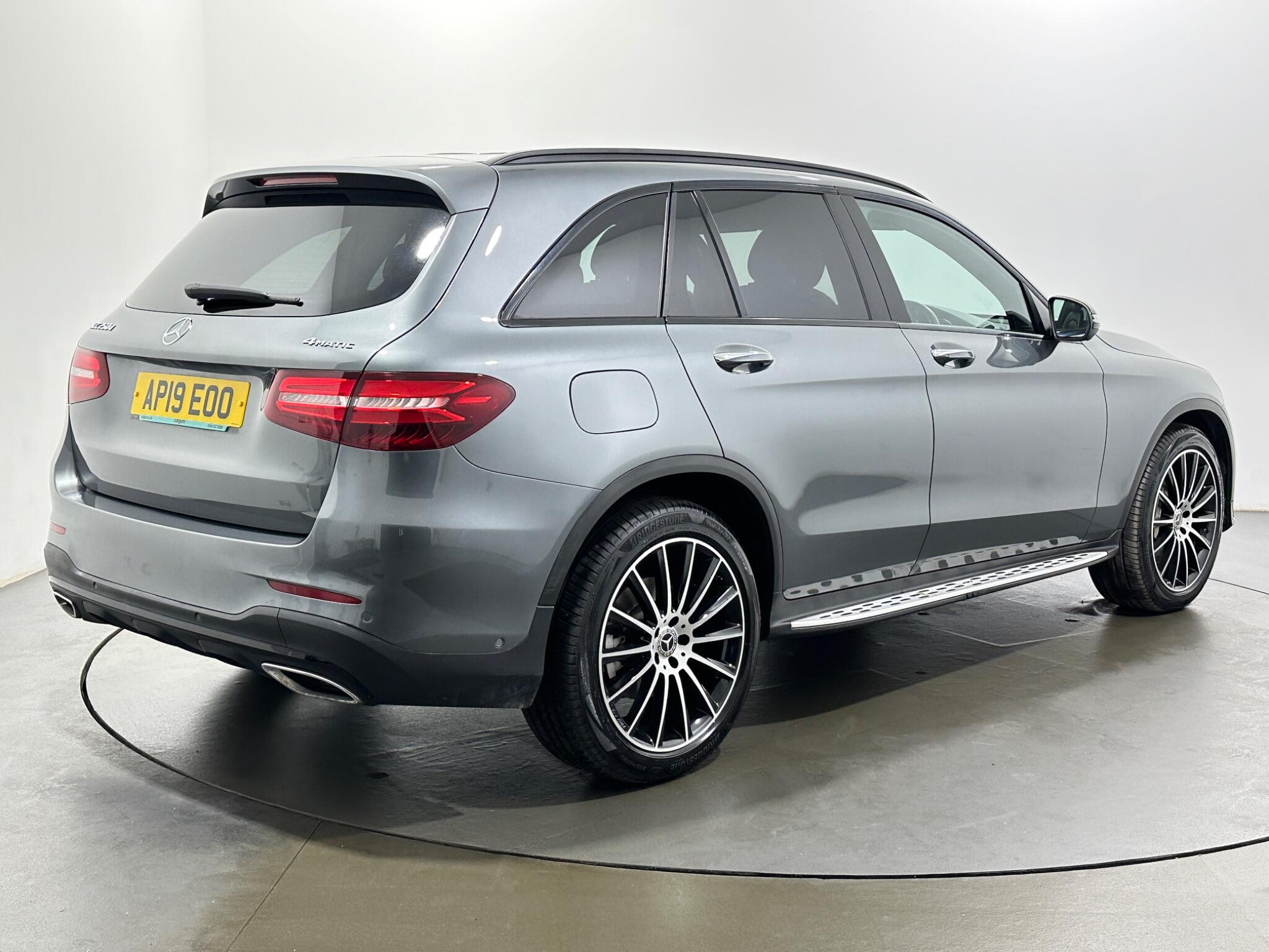 Mercedes-Benz GLC view 8