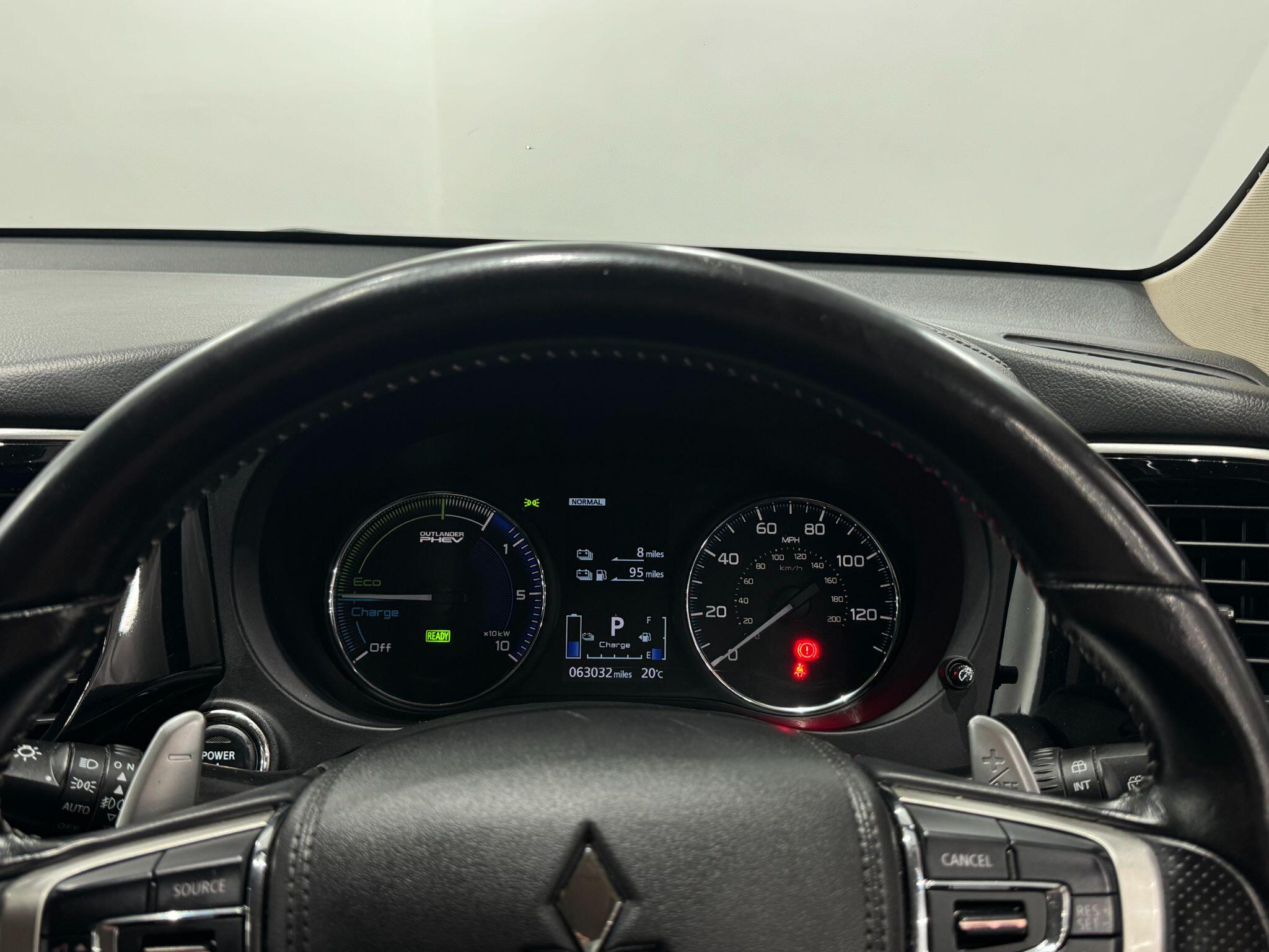 Mitsubishi Outlander view 52