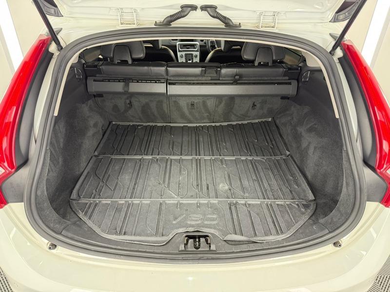 2013 Volvo V60 image 29