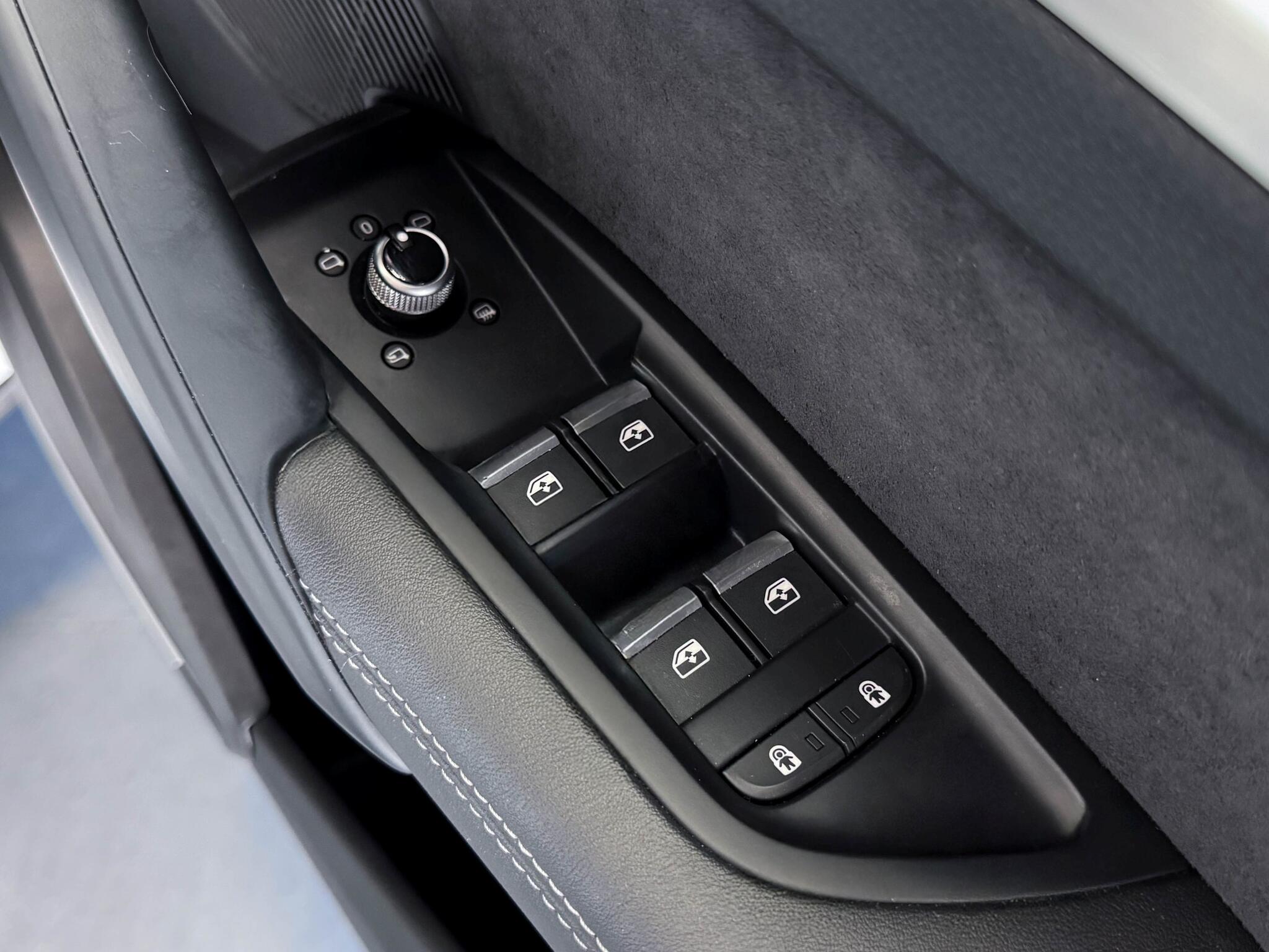 Audi Q5 view 27