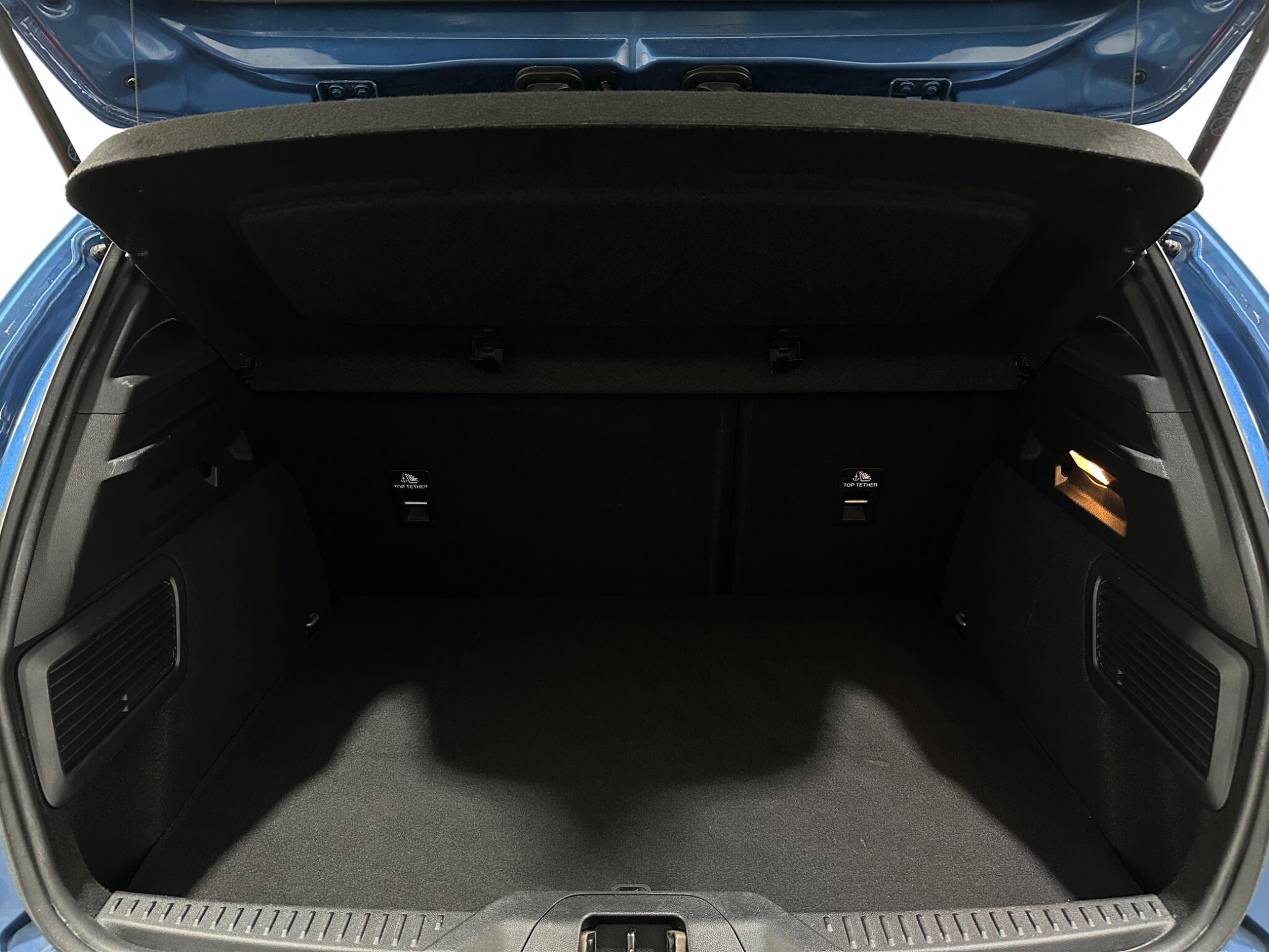 Ford Focus view 46