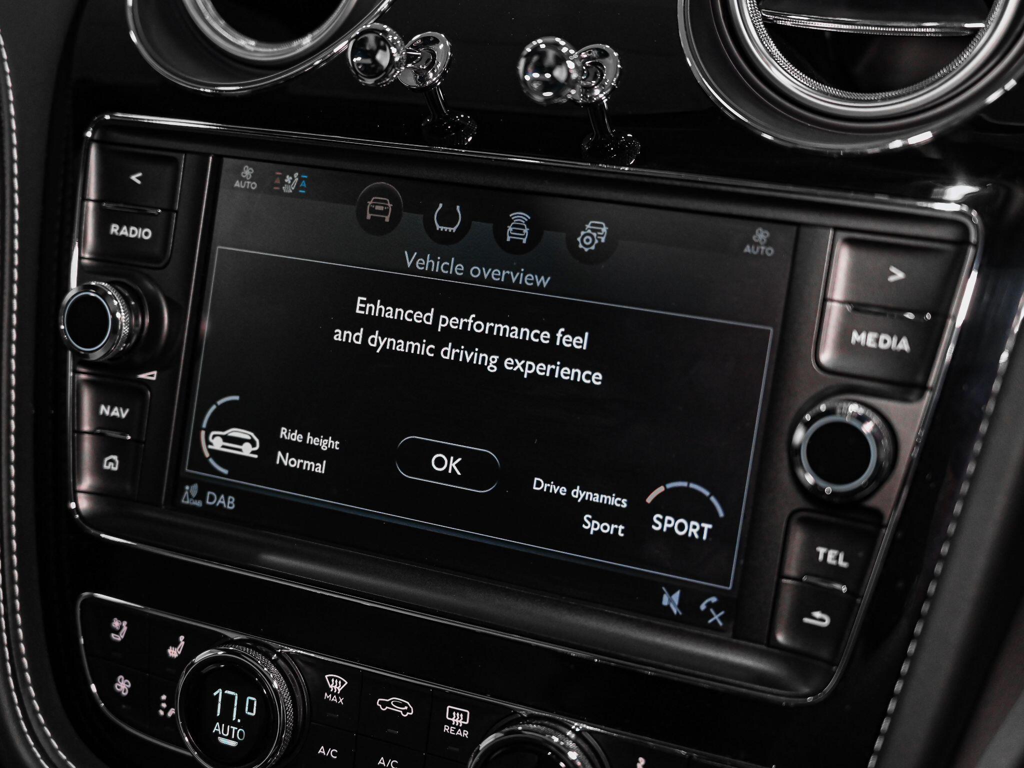 Bentley Bentayga view 23