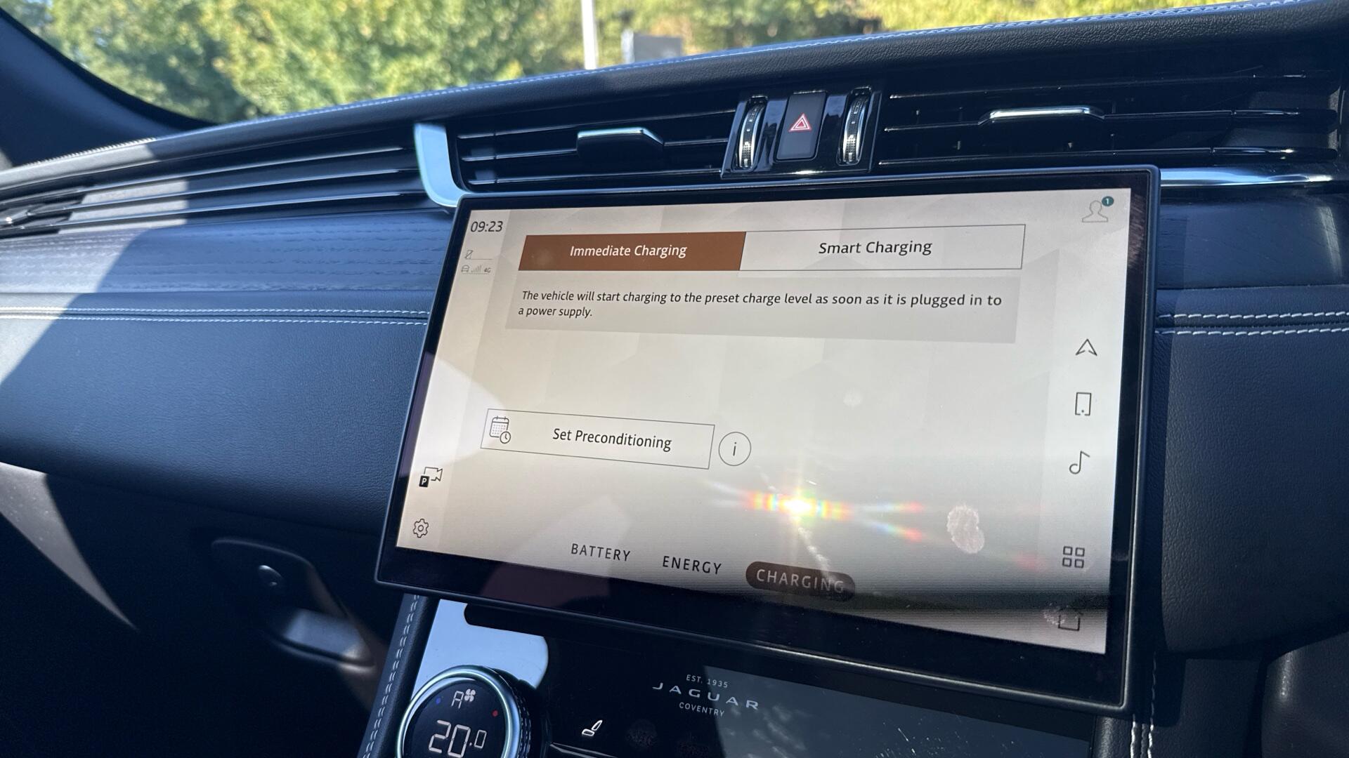 Jaguar F-Pace view 52