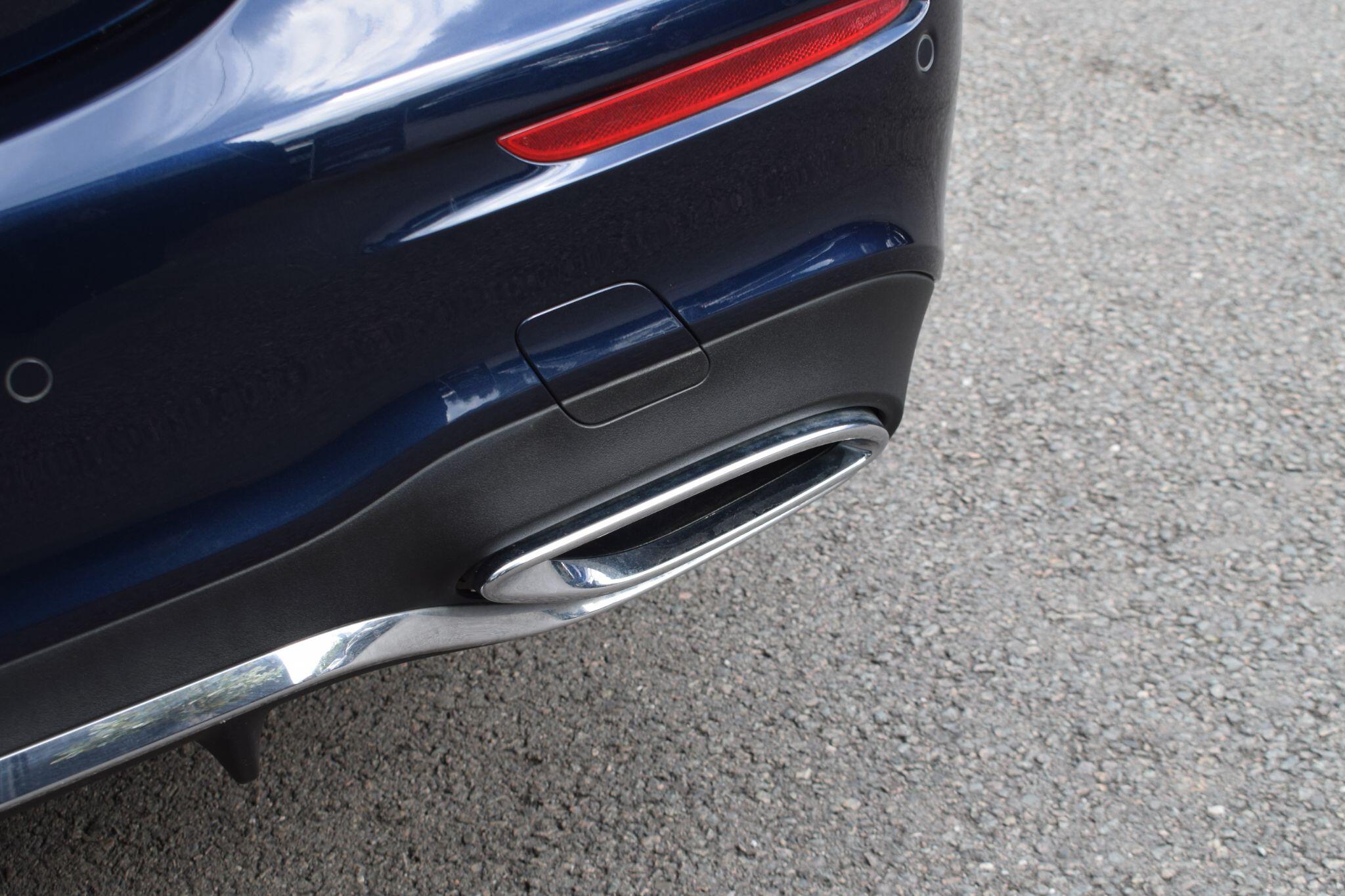 Mercedes-Benz E-Class view 45