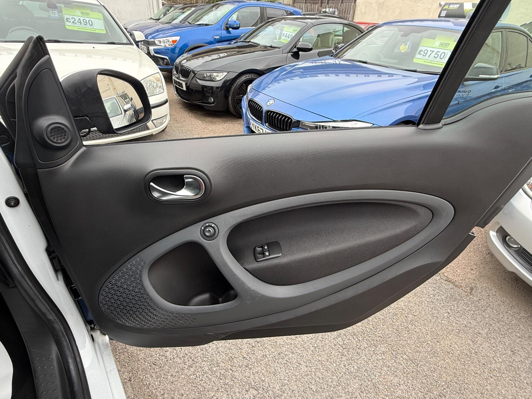 Smart fortwo - Image 19