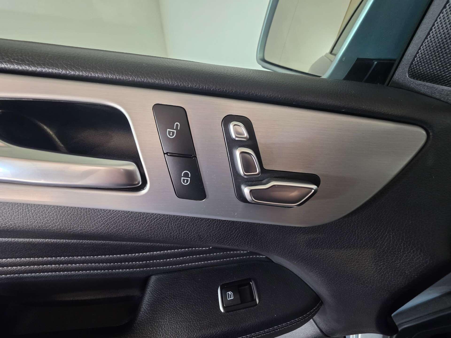Mercedes-Benz Gle view 49