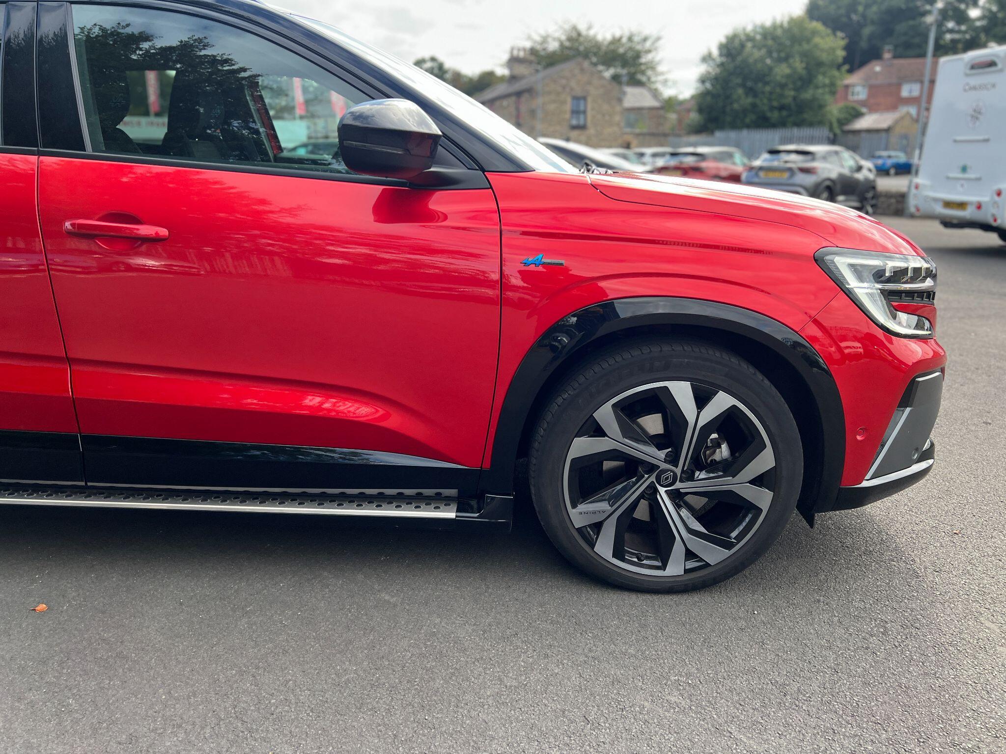 Renault Austral view 8