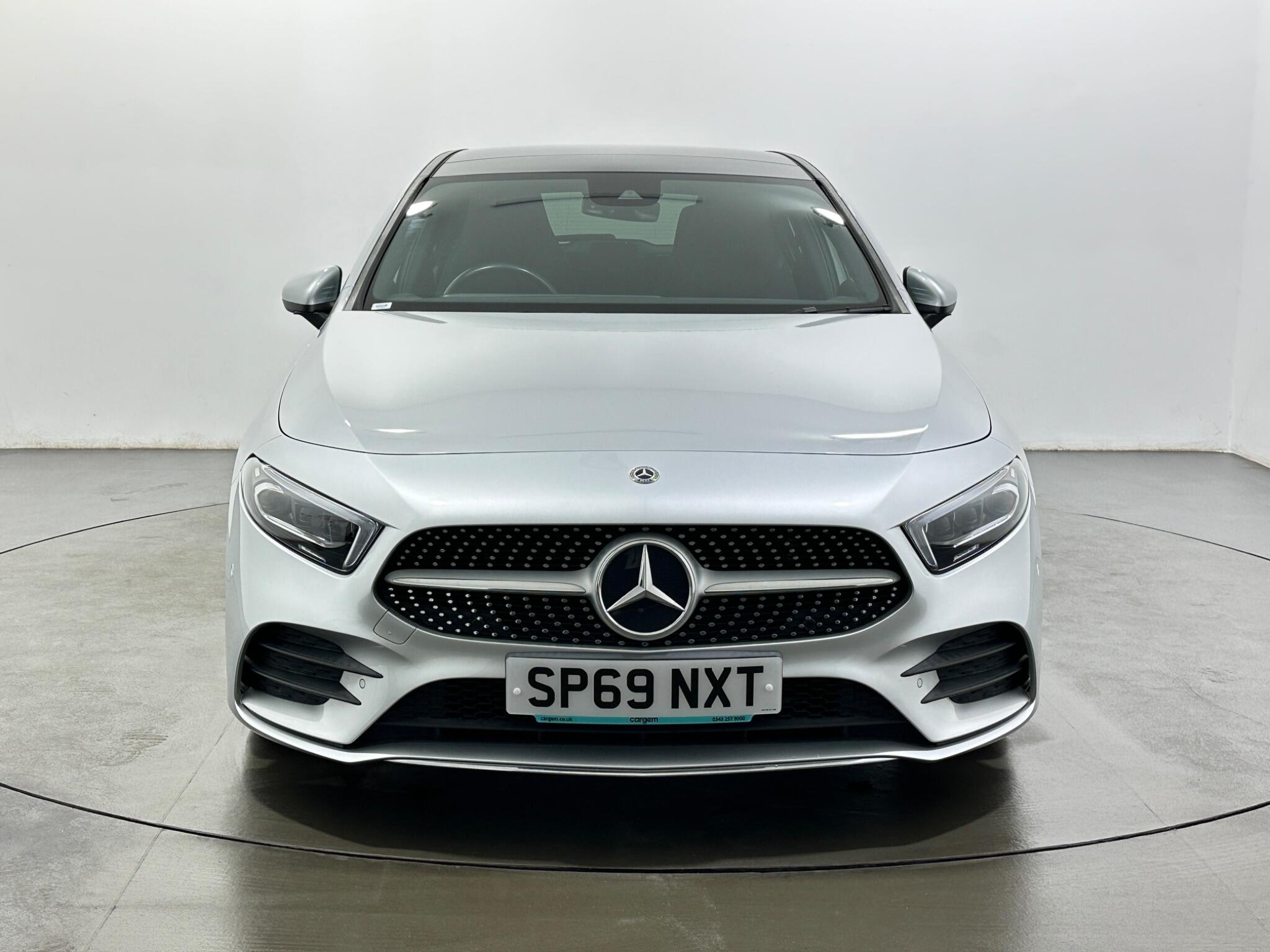 Mercedes-Benz A Class view 3