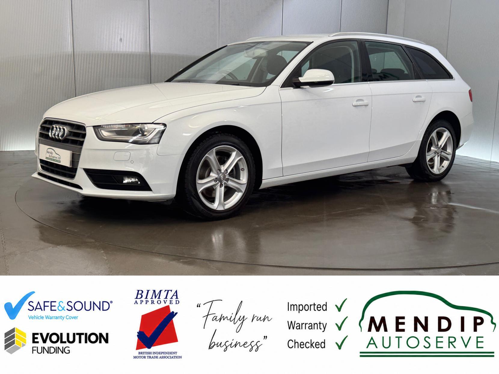 Audi A4 Avant view 3
