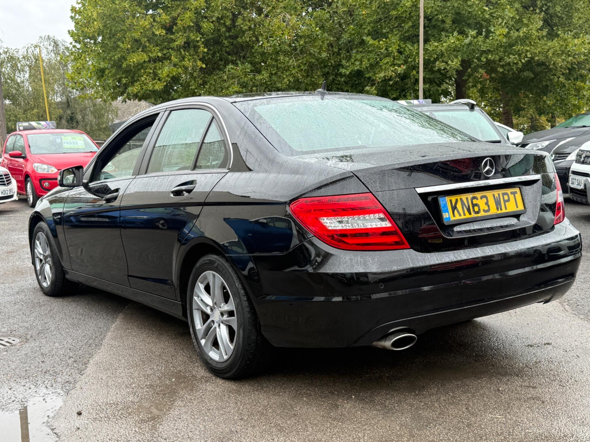 Mercedes-Benz C Class - Image 11