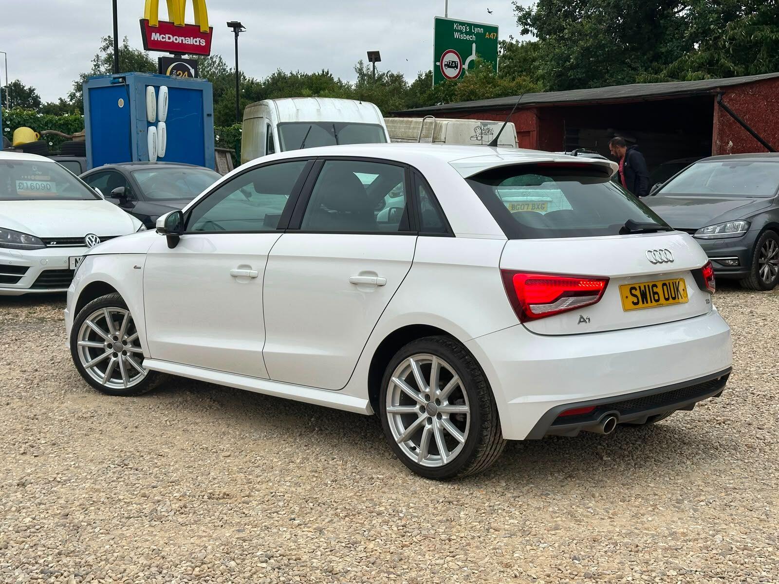 Audi A1 view 4