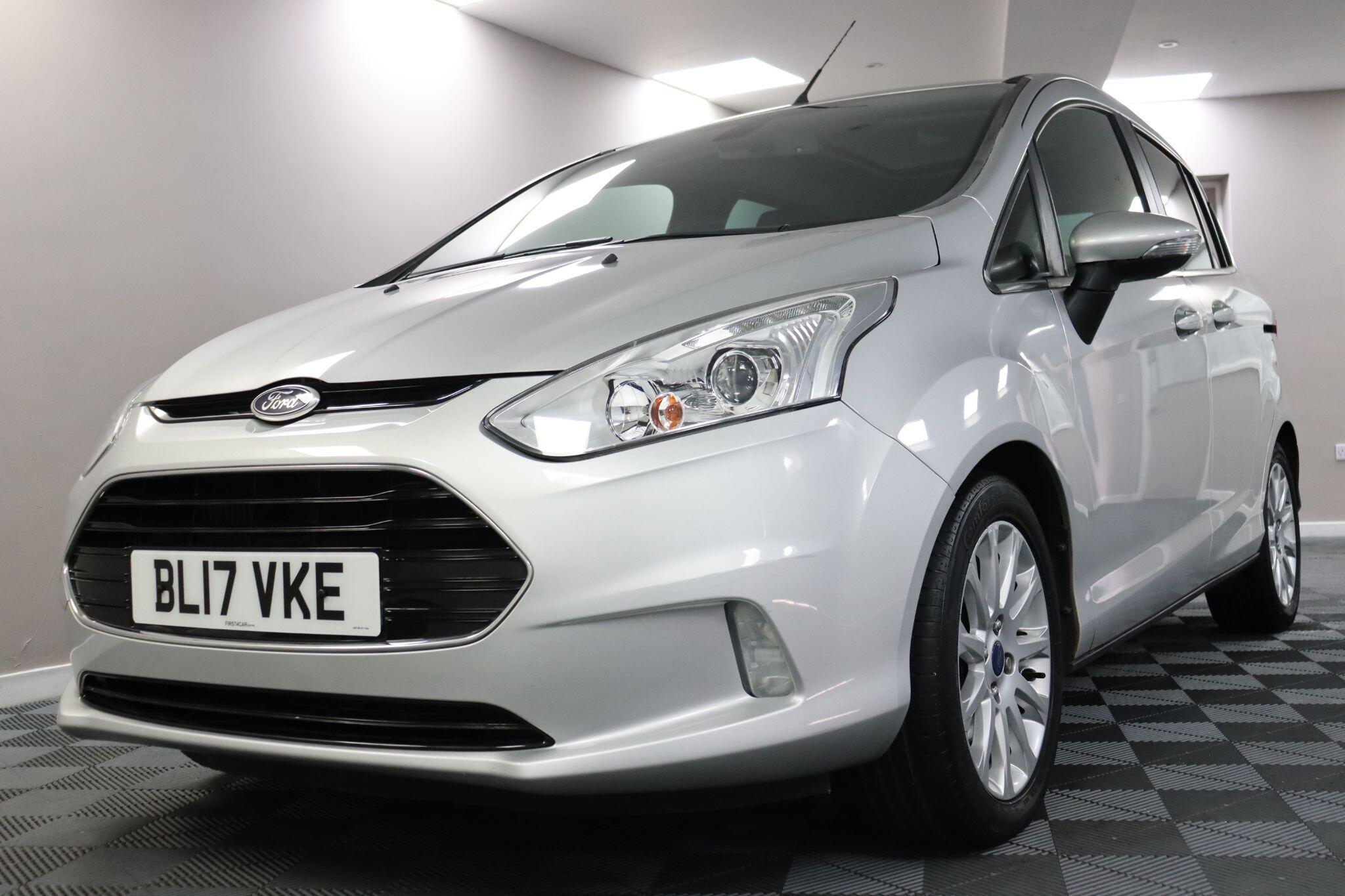 Ford B-Max view 11