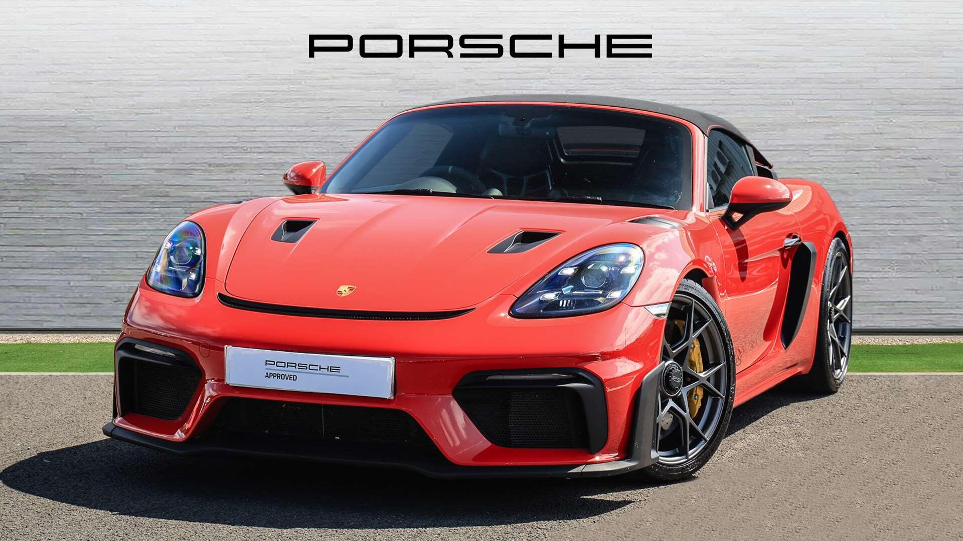 Porsche 718 Spyder view 2