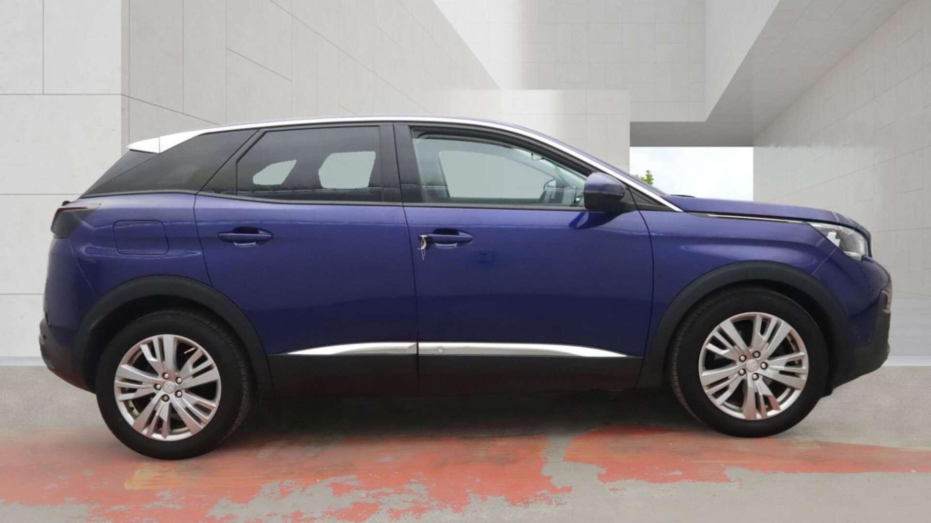 Peugeot 3008 view 6