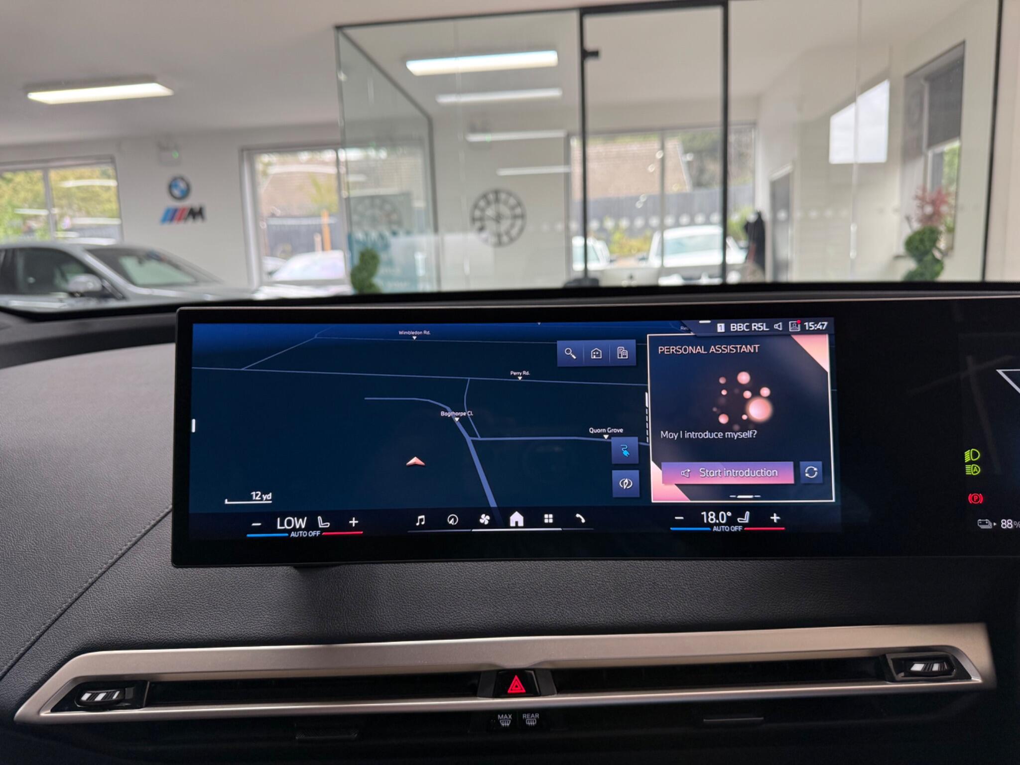 BMW iX view 18