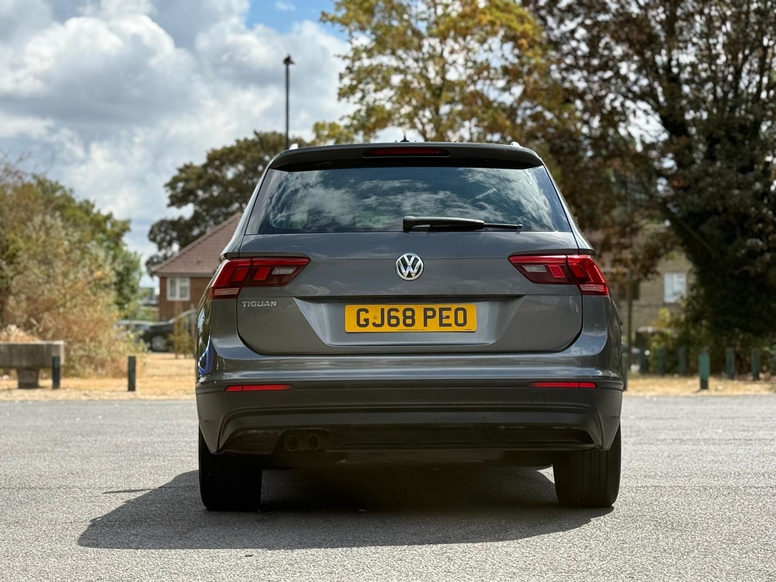 Volkswagen Tiguan view 15