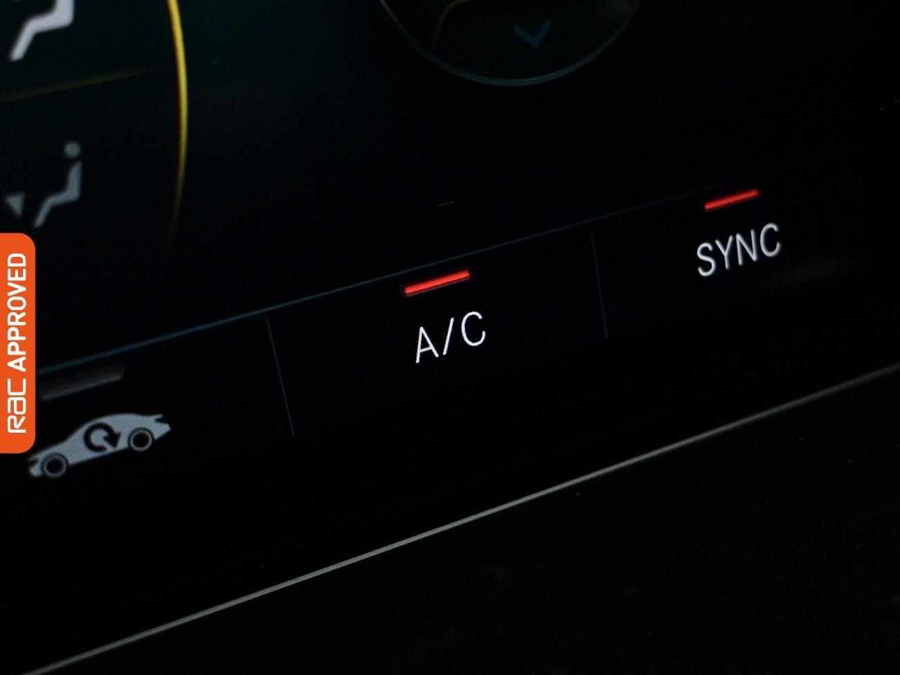 Mercedes-Benz Eqb view 20