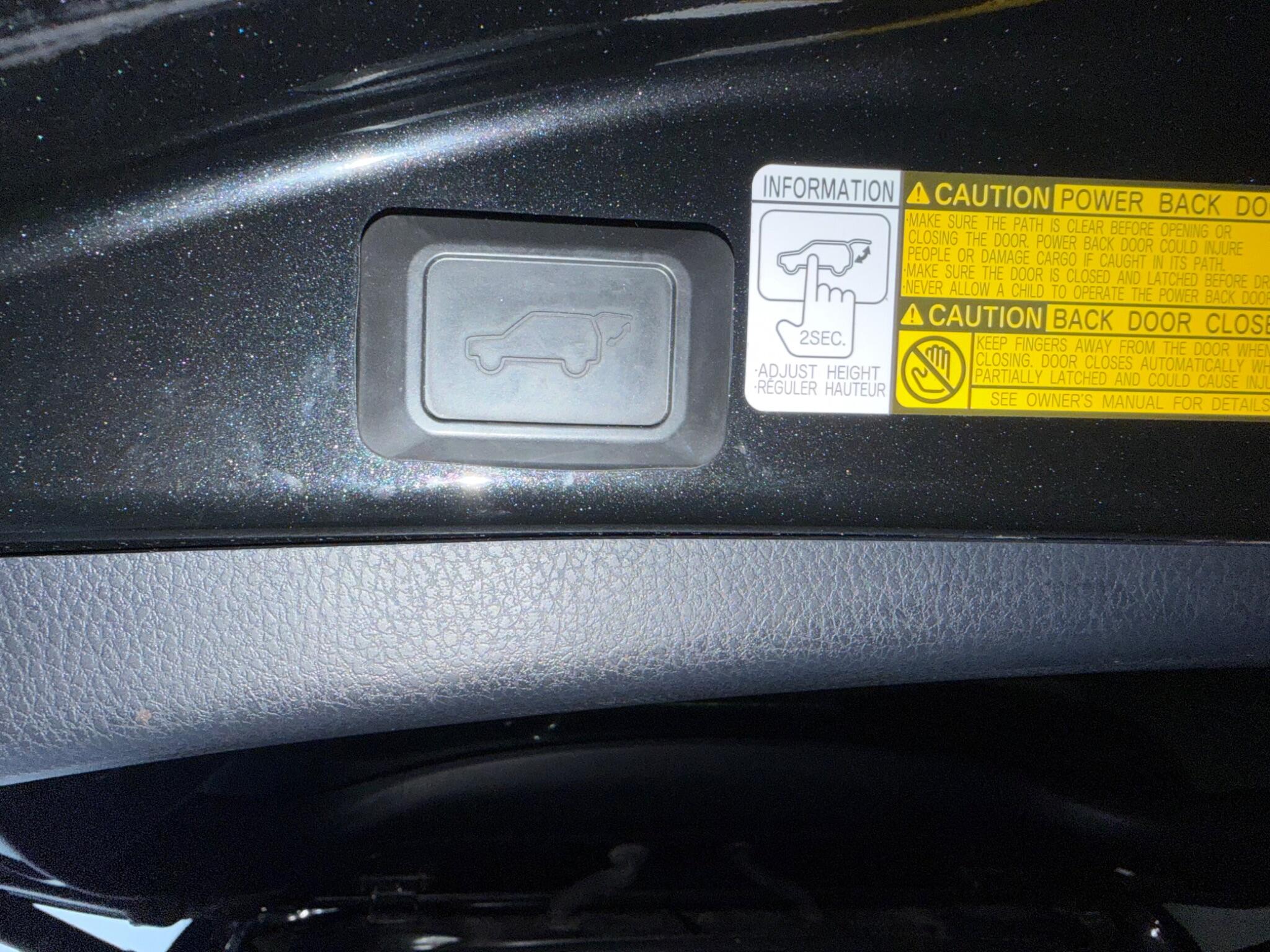 Toyota RAV4 view 45