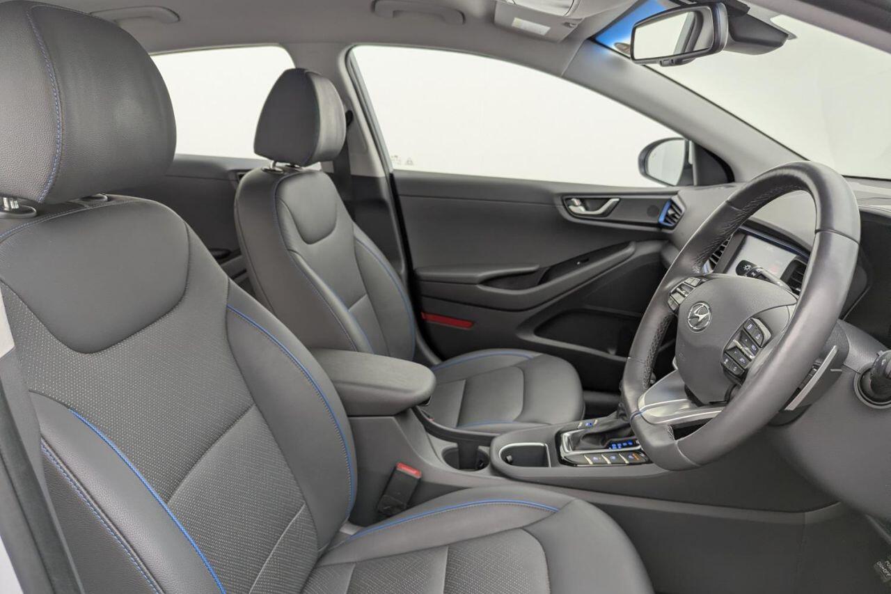 Hyundai IONIQ view 3
