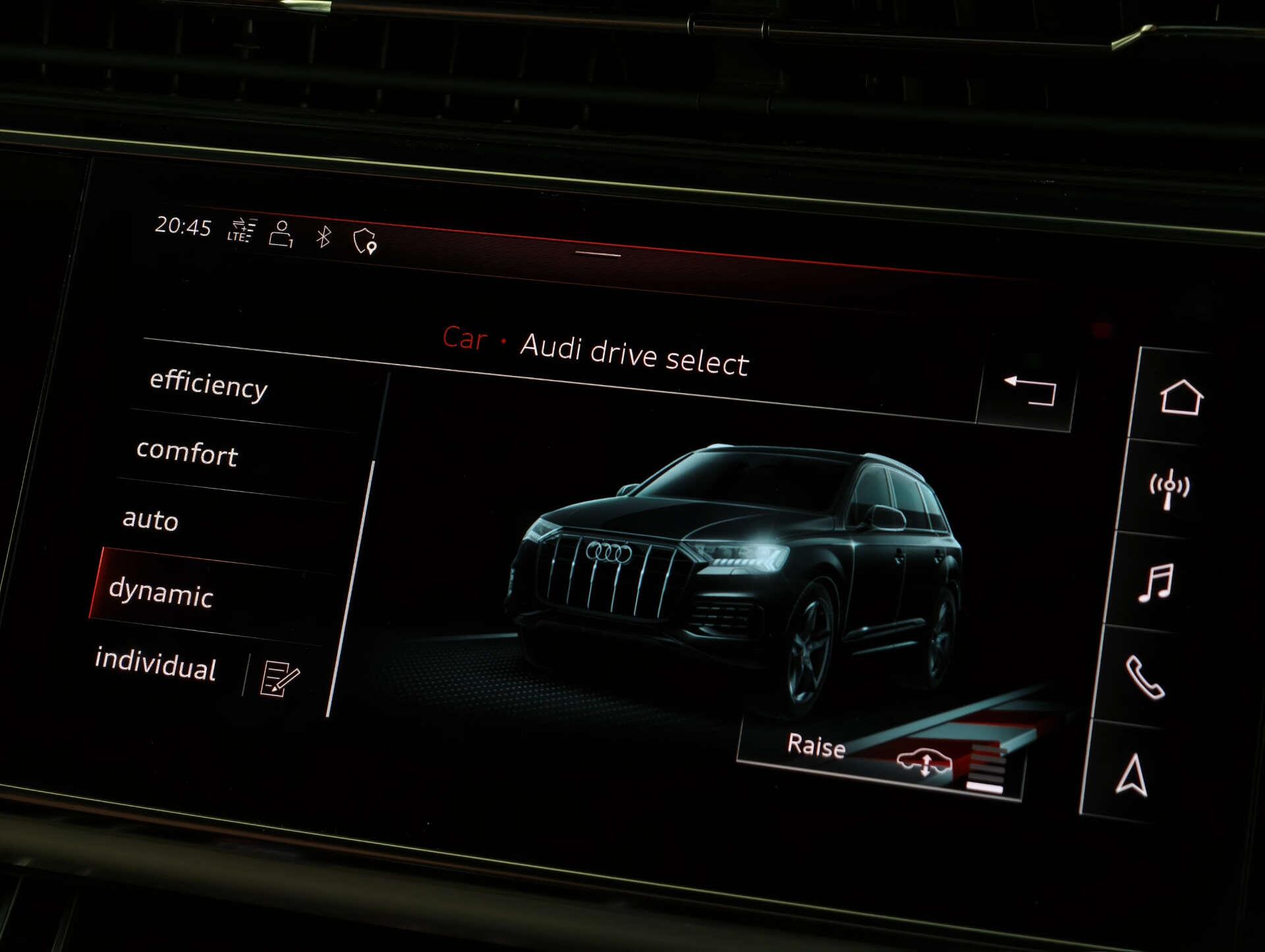 Audi SQ7 view 40