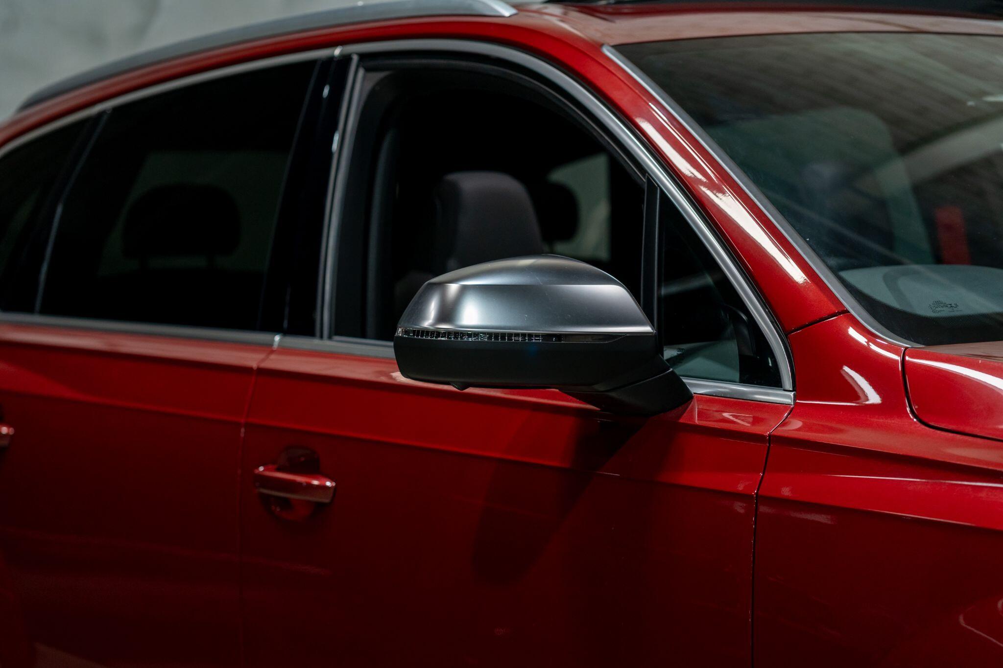 Audi SQ7 view 42
