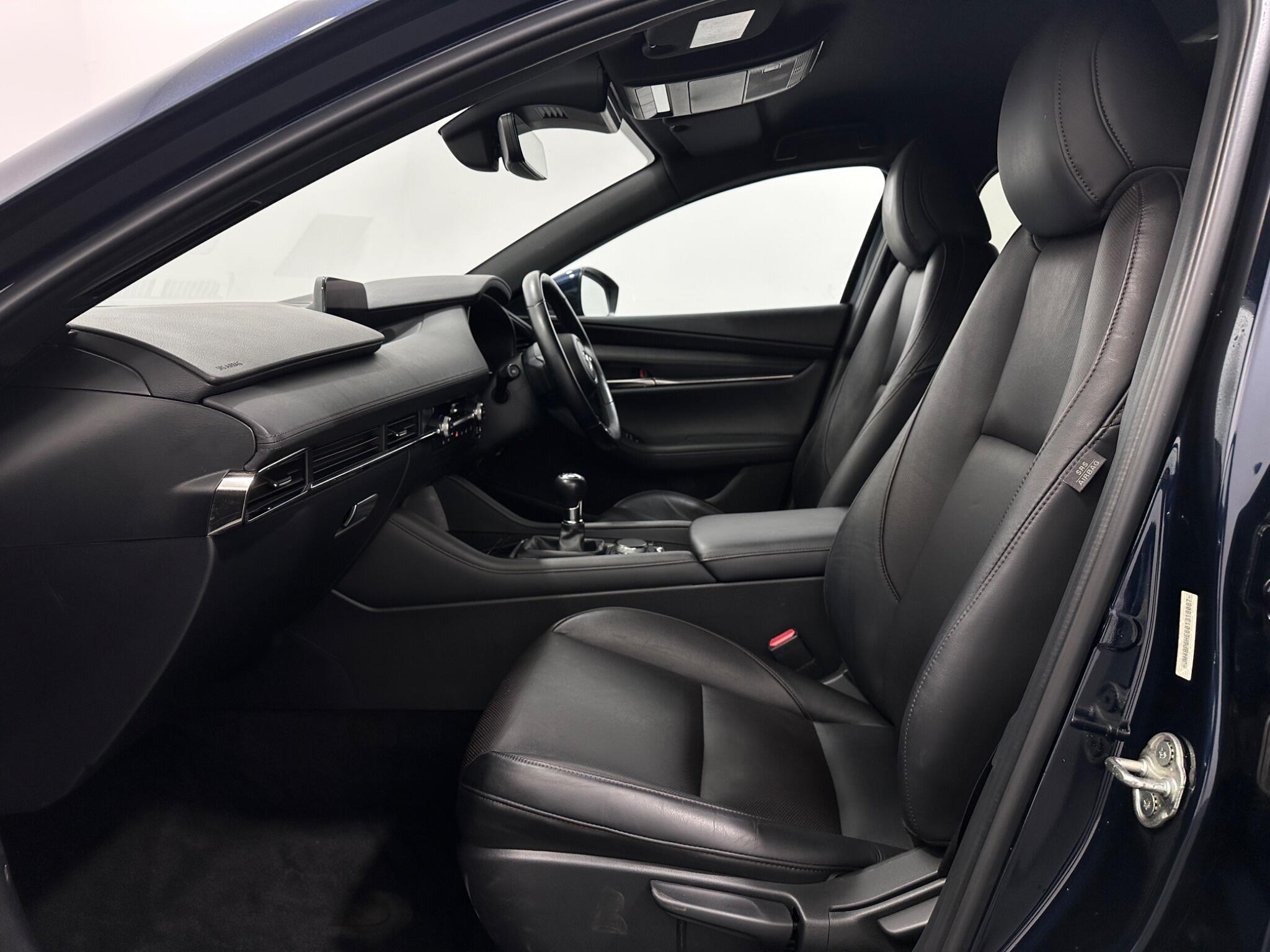 Mazda Mazda3 view 34