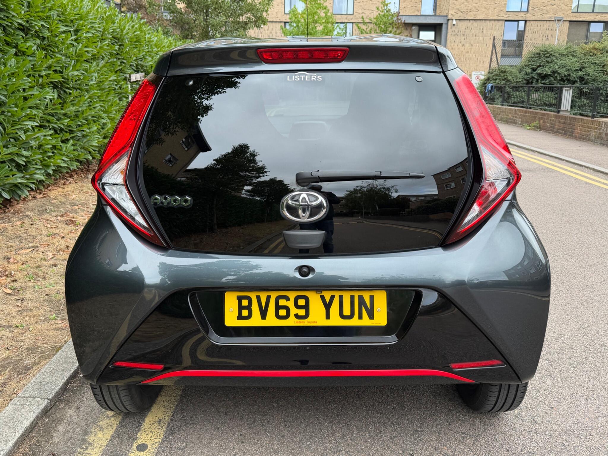 Toyota Aygo view 9