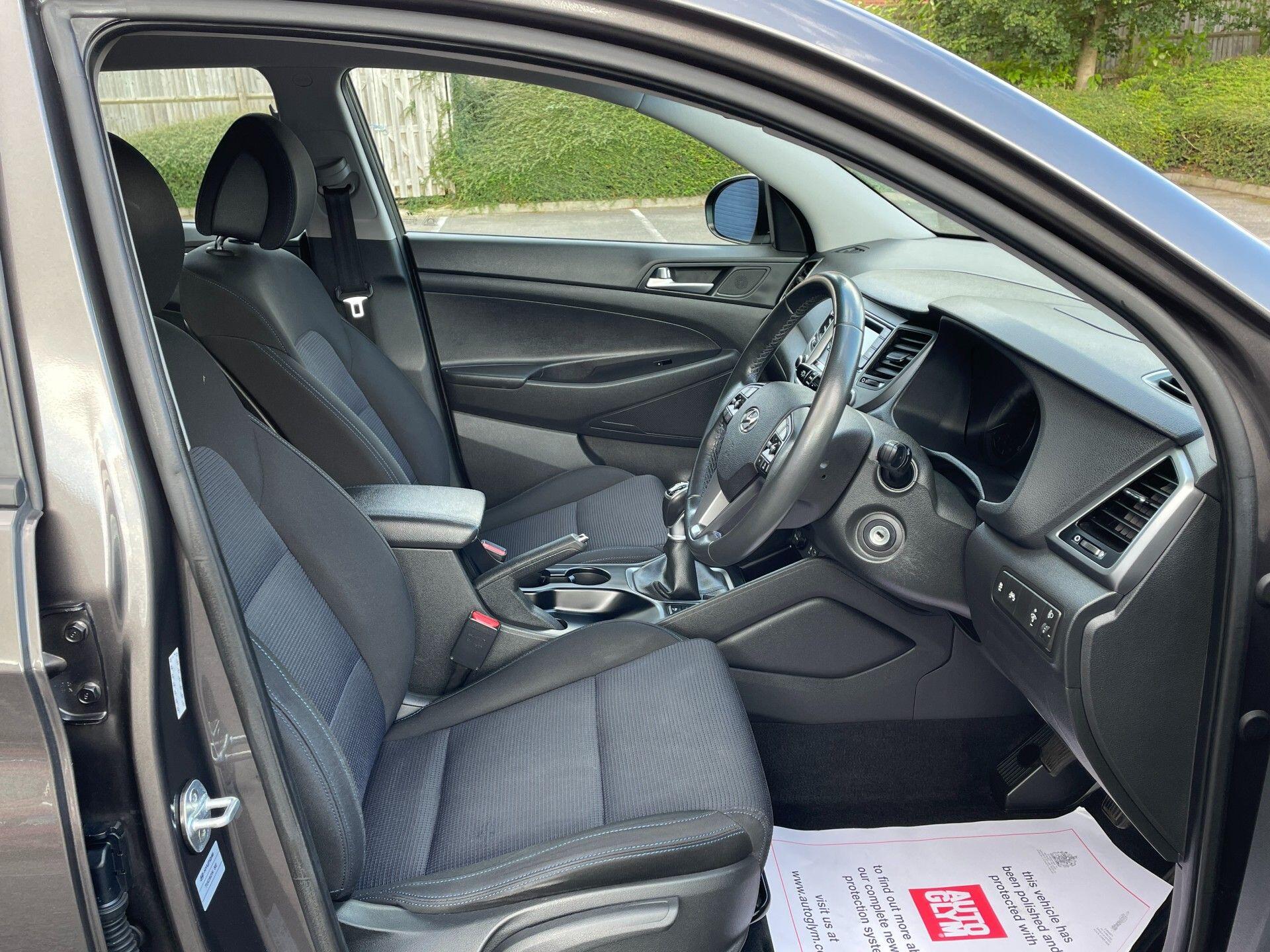 Hyundai Tucson view 26