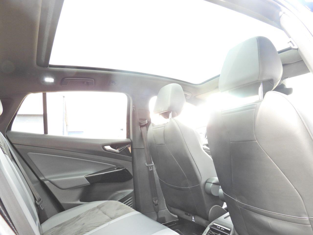 Volkswagen ID.5 view 30