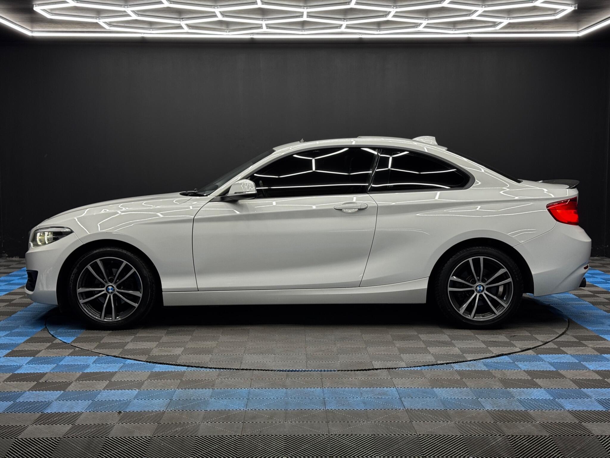 BMW 2 Series view 8