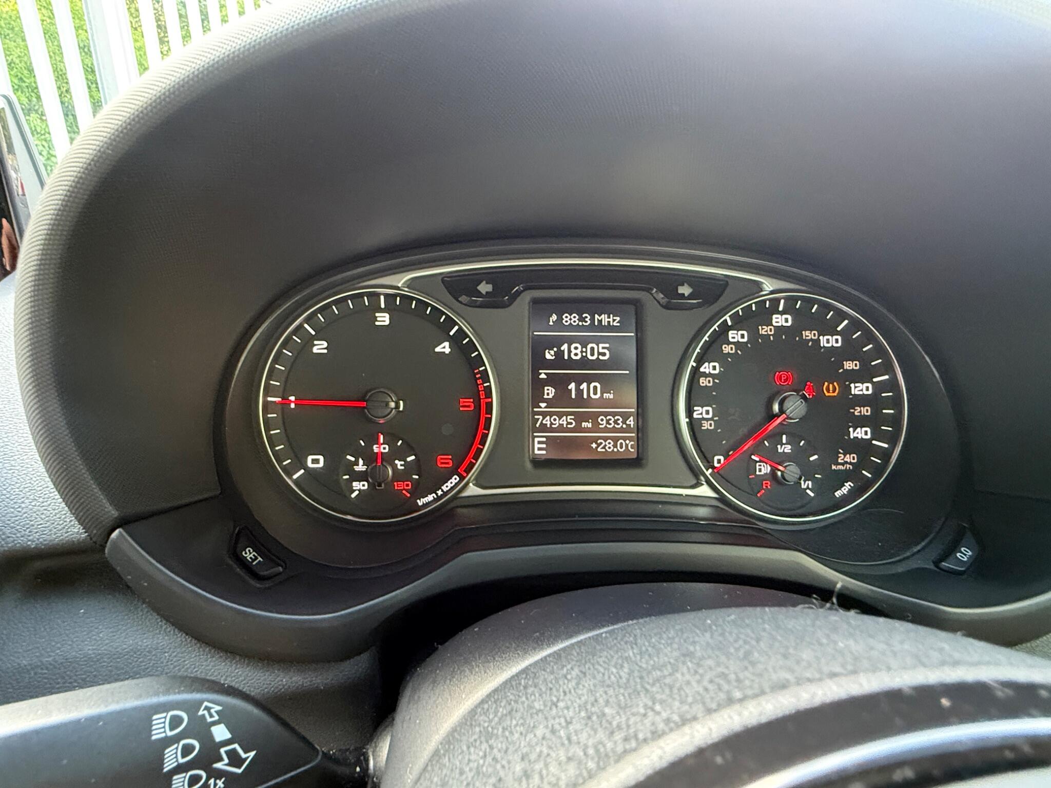 2015 Audi A1 image 36