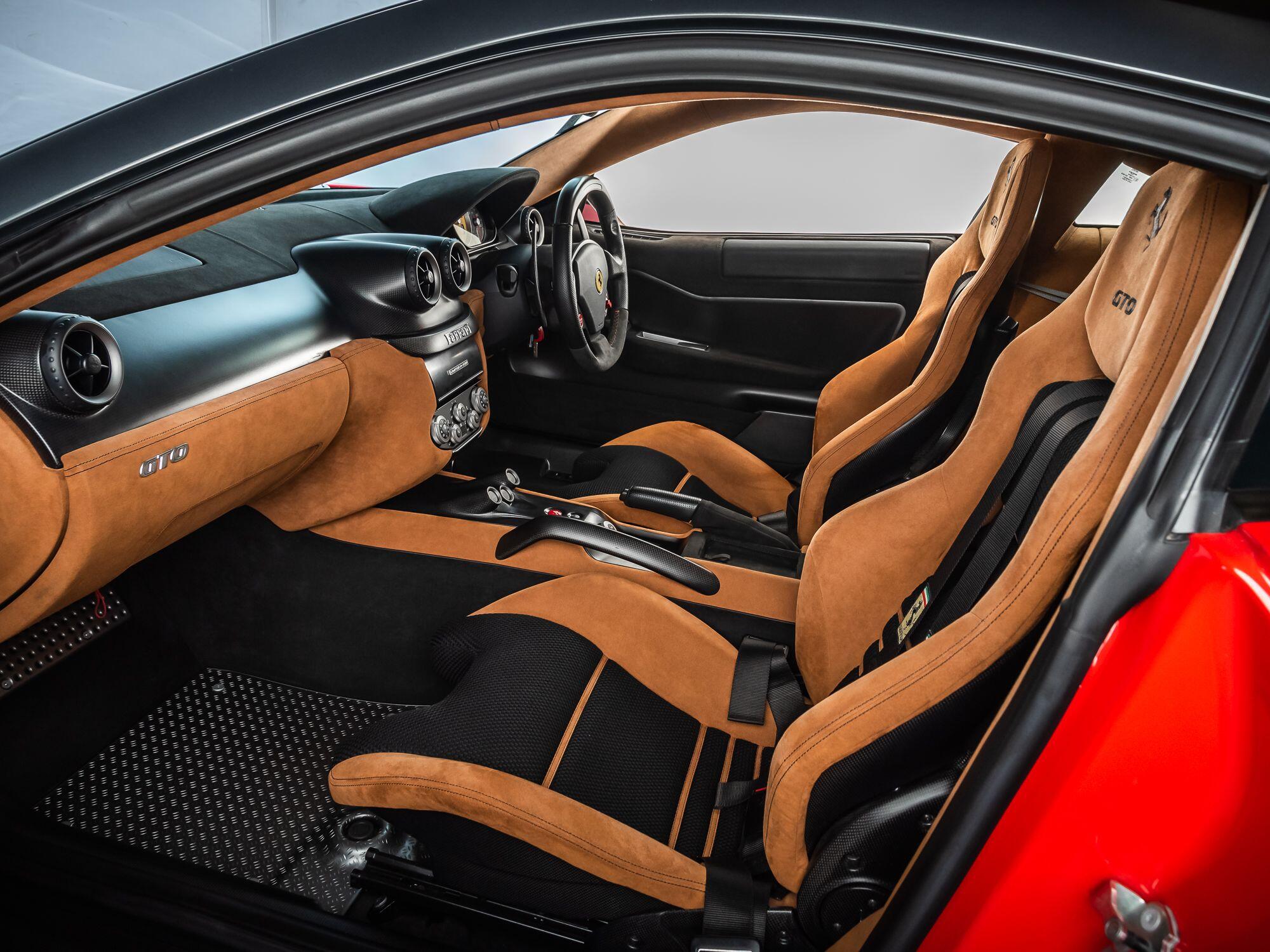 Ferrari 599 view 24