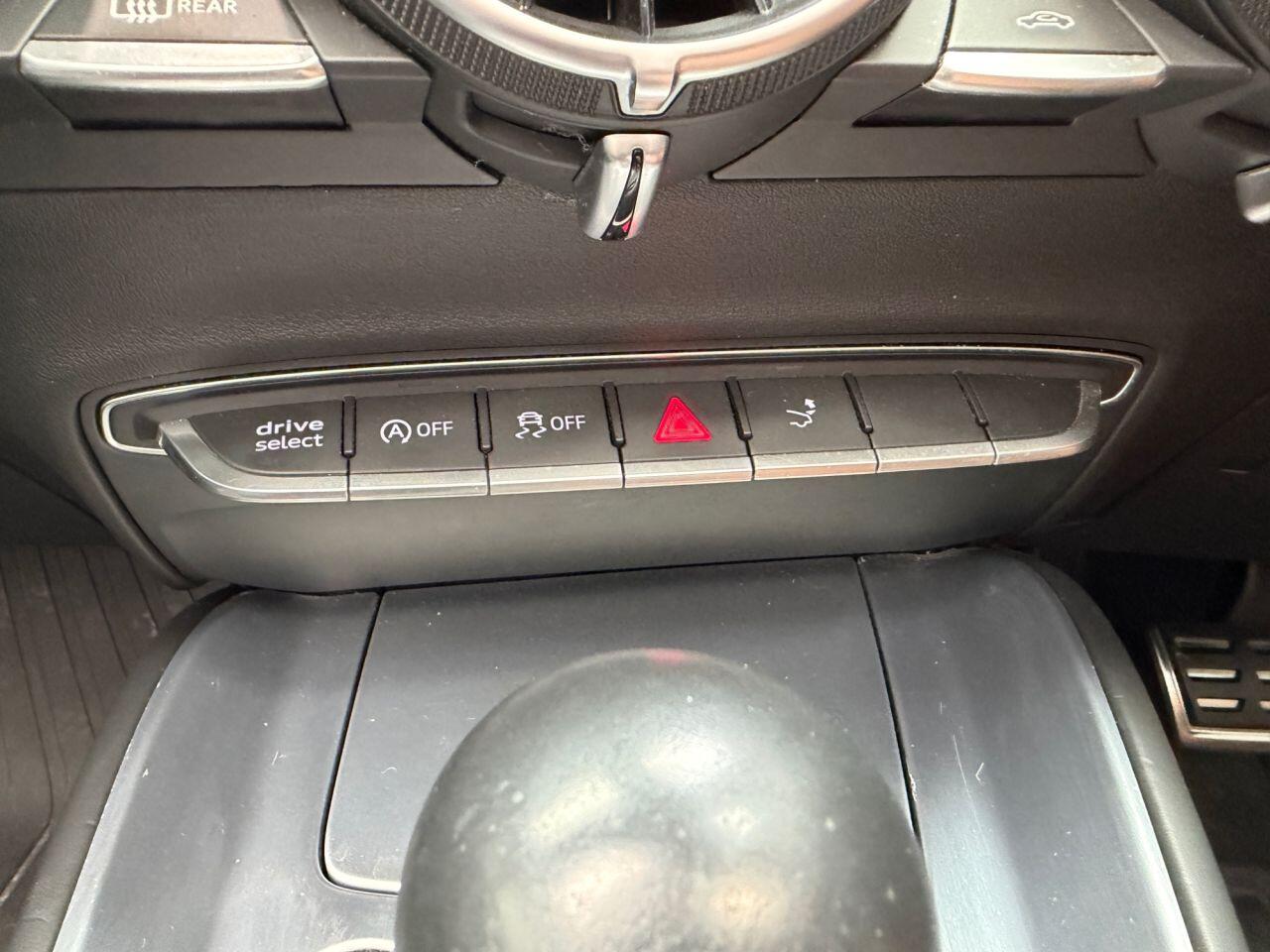 Audi TTS view 37