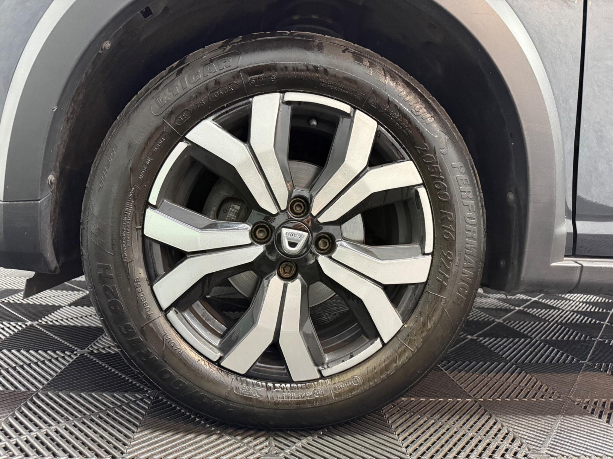 Dacia Sandero Stepway view 23
