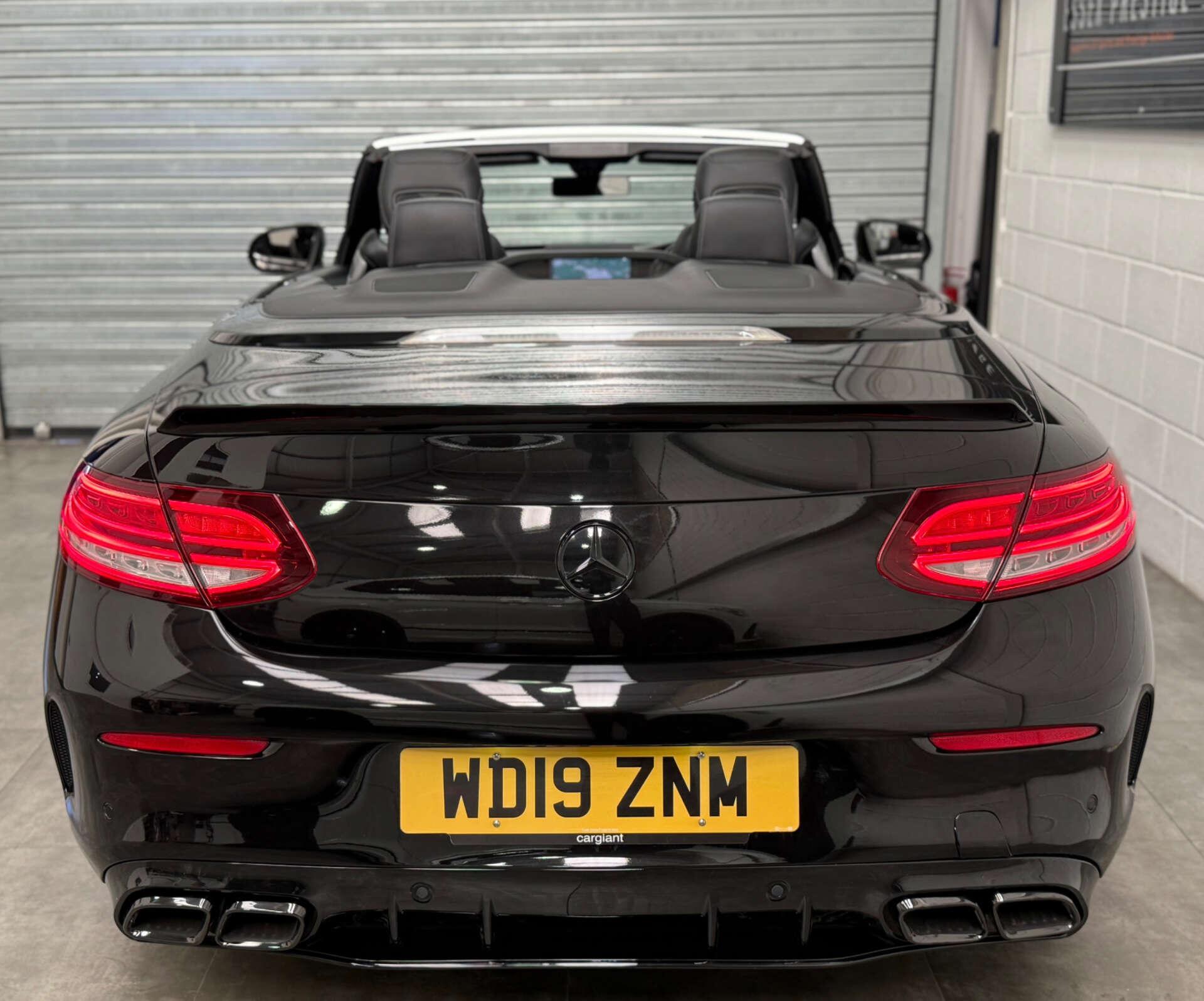 Mercedes-Benz C-Class view 11