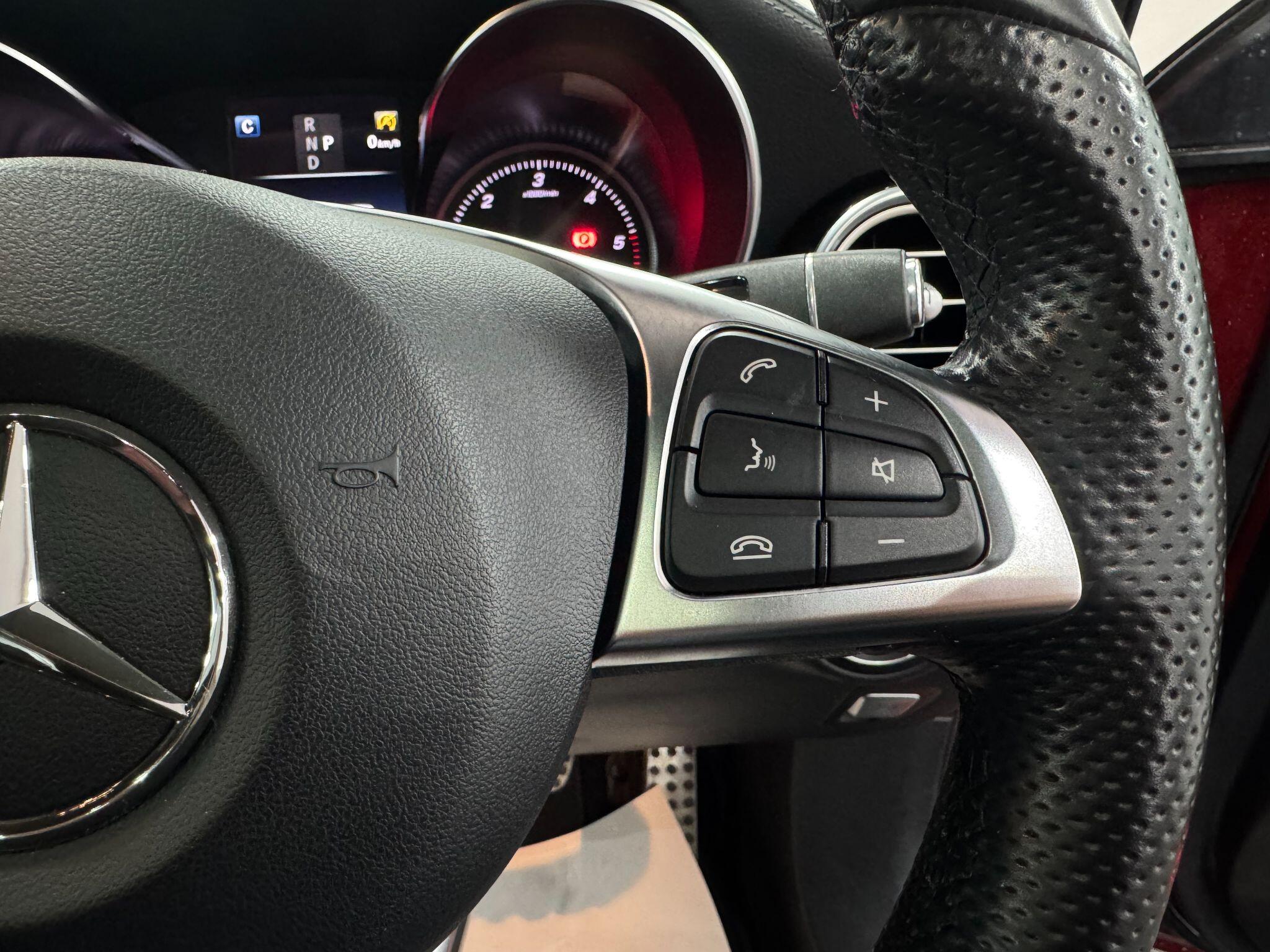 Mercedes-Benz GLC view 34