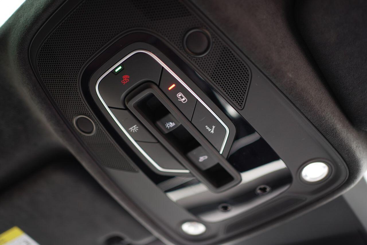 Audi RS6 view 50
