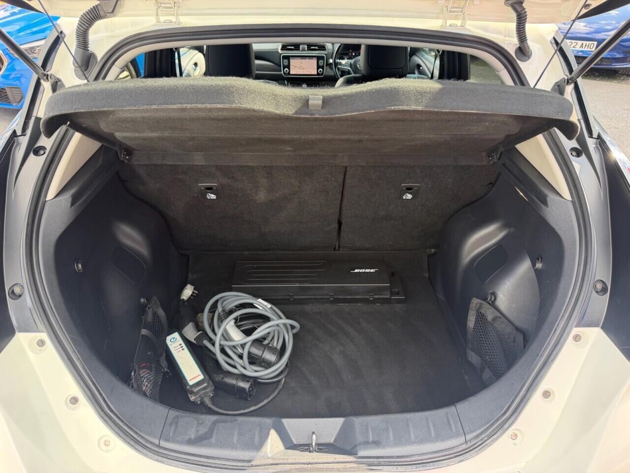 Nissan Leaf view 23