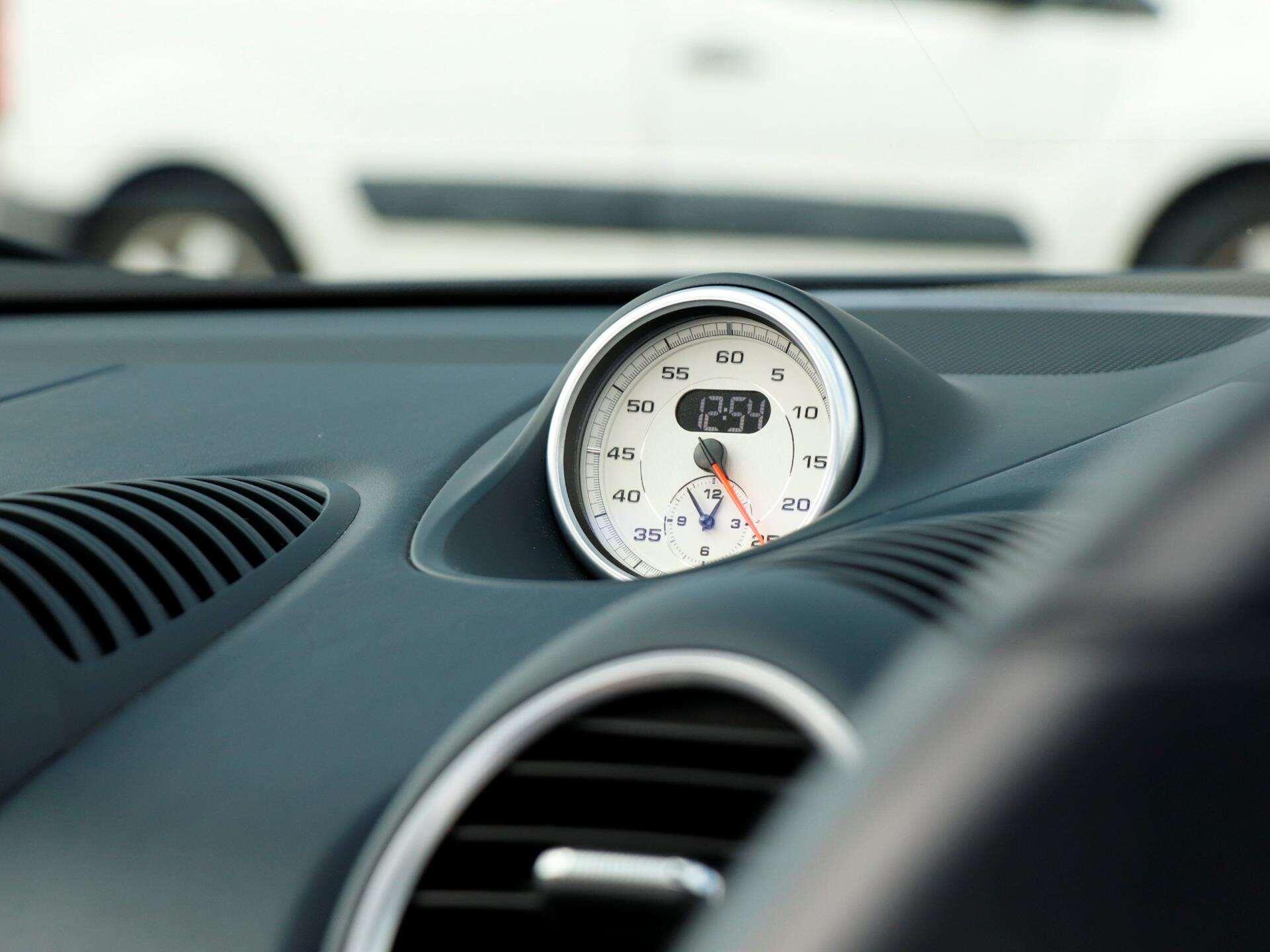 Porsche Boxster view 13