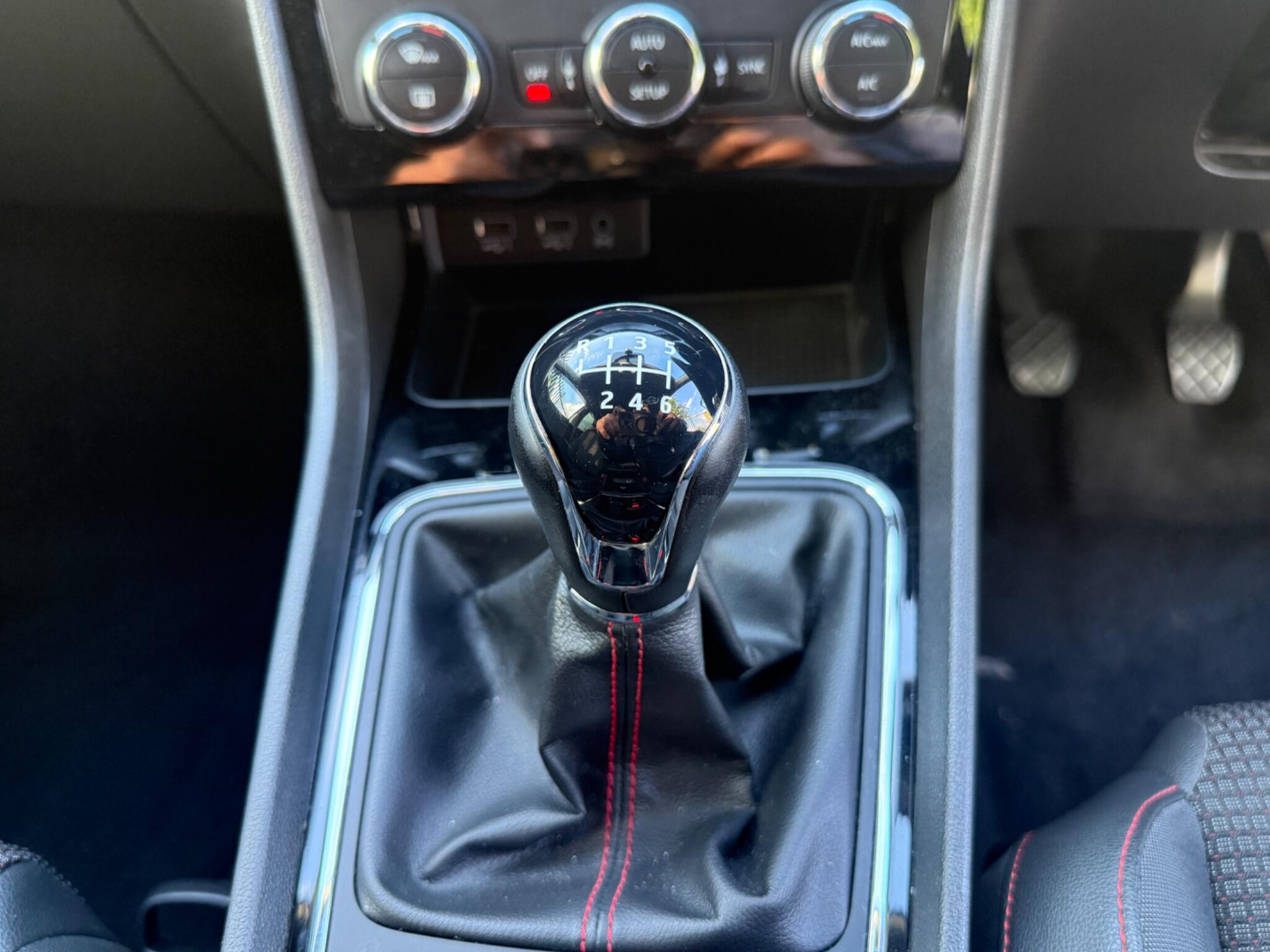 2018 SEAT Leon image 21