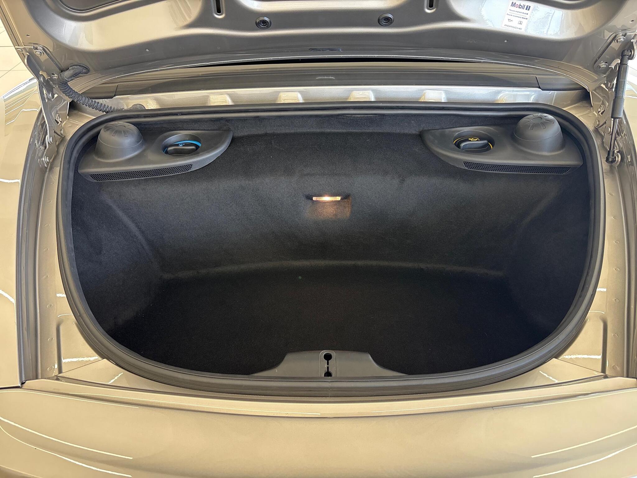 Porsche Boxster view 27