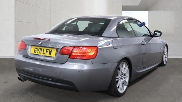 BMW 3 Series view 9