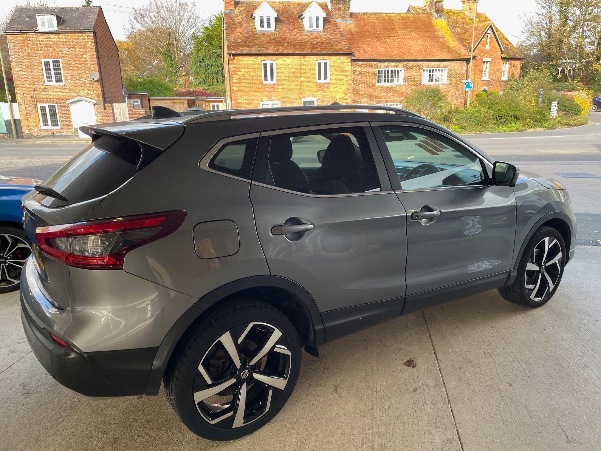 2018 Nissan Qashqai 1.3 DIG-T Tekna DCT Auto Euro 6 (s/s) 5dr • 33,000 miles image 7