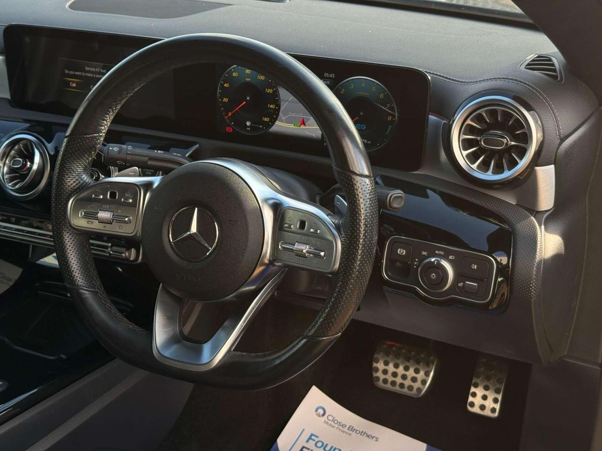 Mercedes-Benz Cla view 48